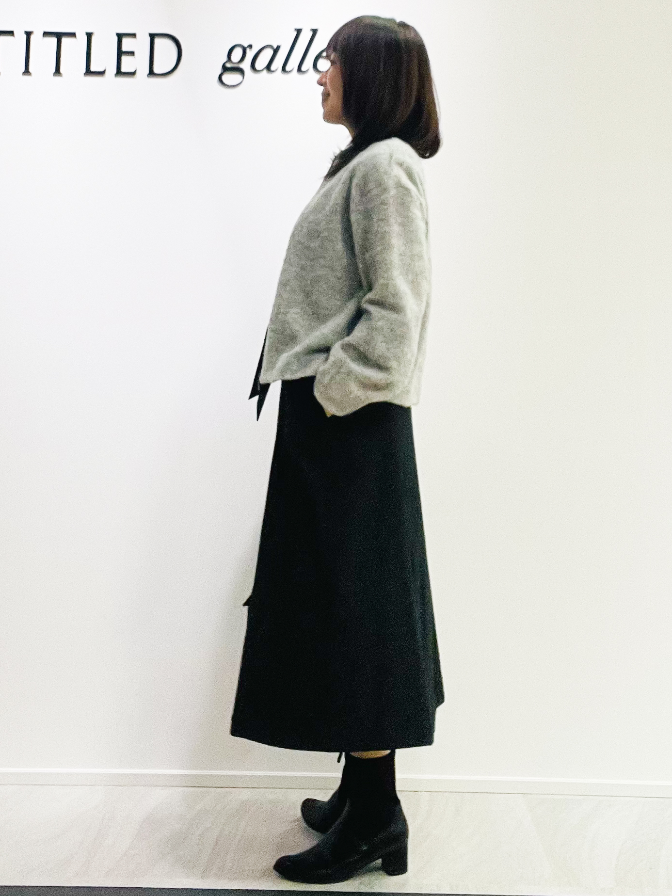 めいさんの「UNTITLED｜【軽アウター/秋羽織り】シャギージップカーデ」を使ったコーディネート