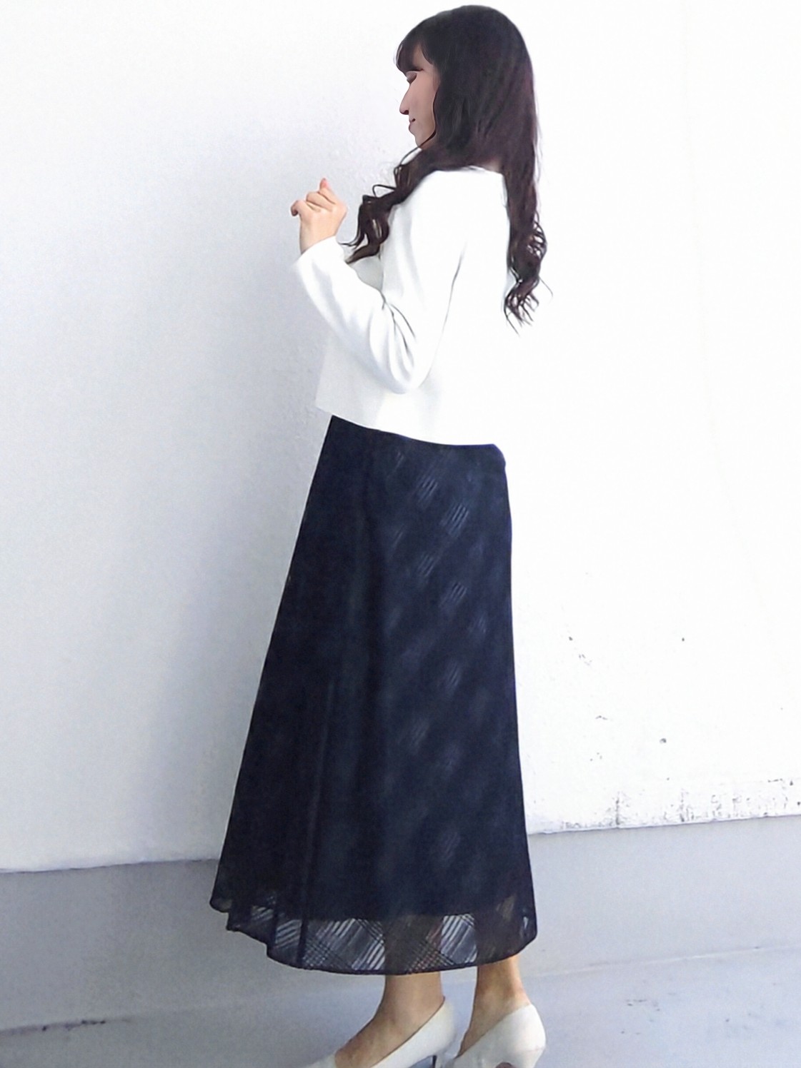 keinaさんの「SunaUna｜【手洗い可】花モチーフカーディガン」を使ったコーディネート