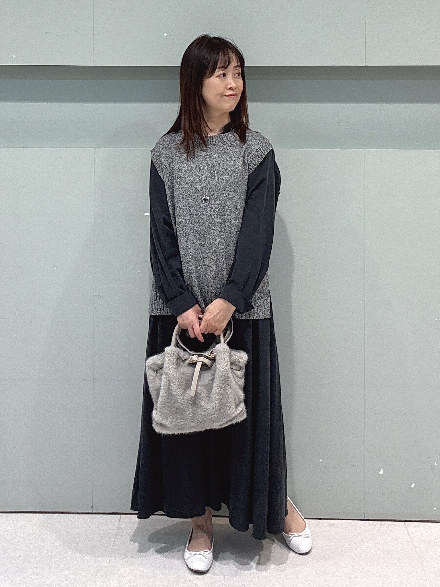 makiさんの「UNTITLED｜ドロストデザインワンピース」を使ったコーディネート