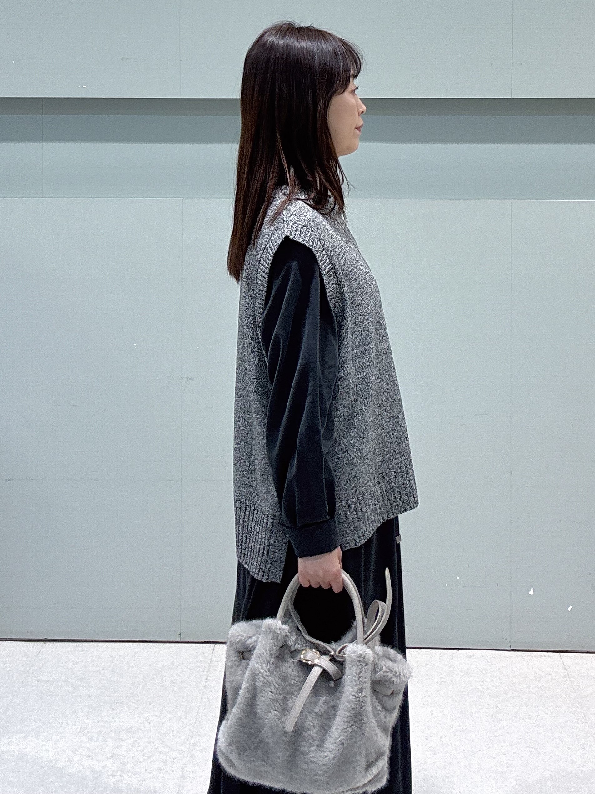 makiさんの「UNTITLED｜ドロストデザインワンピース」を使ったコーディネート