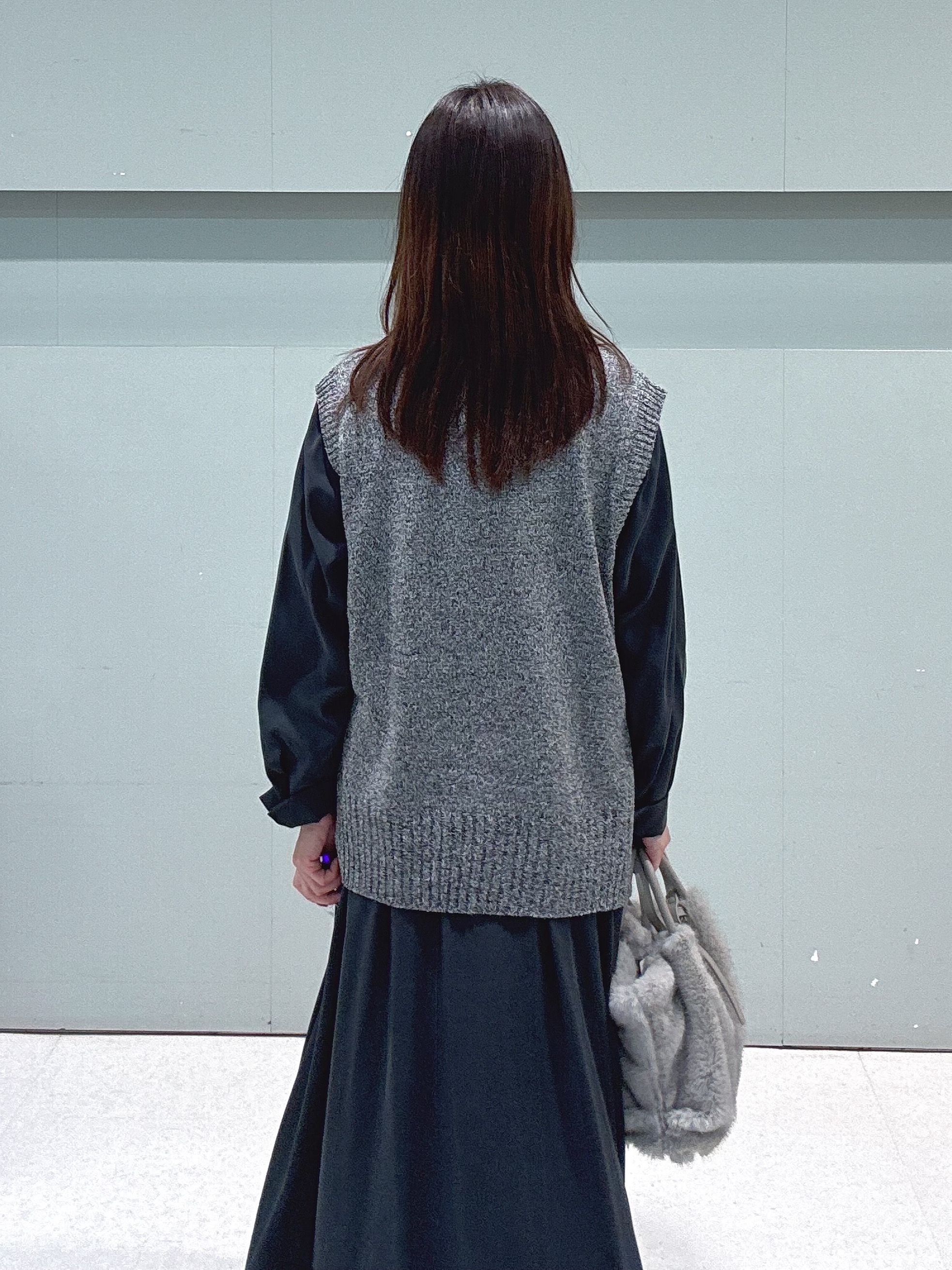 makiさんの「UNTITLED｜ドロストデザインワンピース」を使ったコーディネート