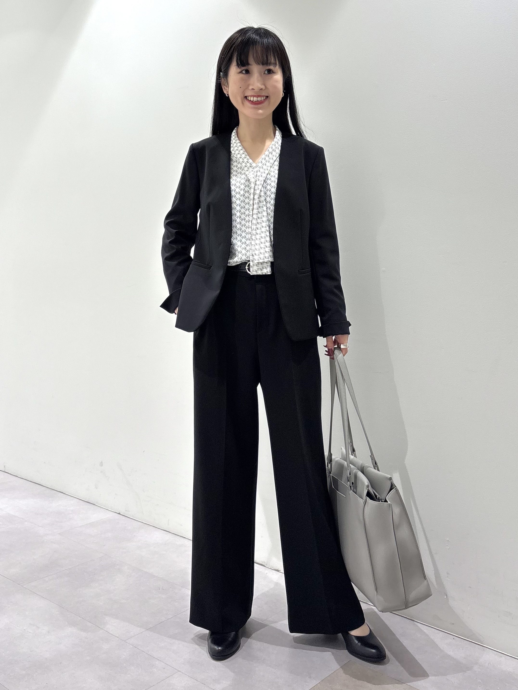 KEIKOさんの「INDIVI｜【通勤スーツ／洗える】ストレッチテーラードカラージャケット」を使ったコーディネート
