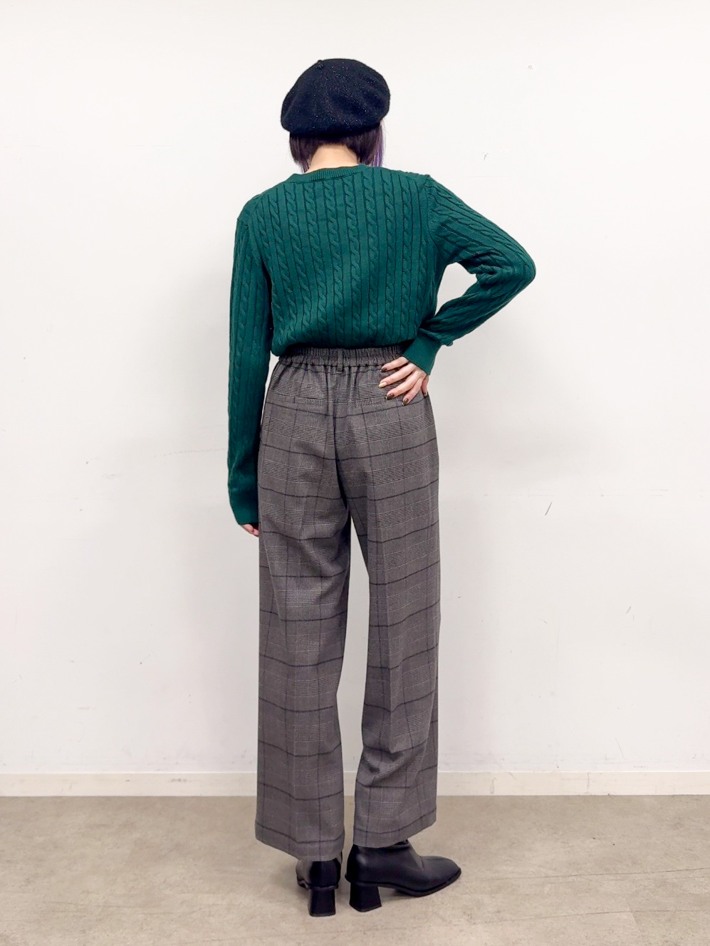 𝐜𝐡𝐢𝐤𝐚さんの「THE SHOP TK｜POLO BCS/ケーブルニット」を使ったコーディネート
