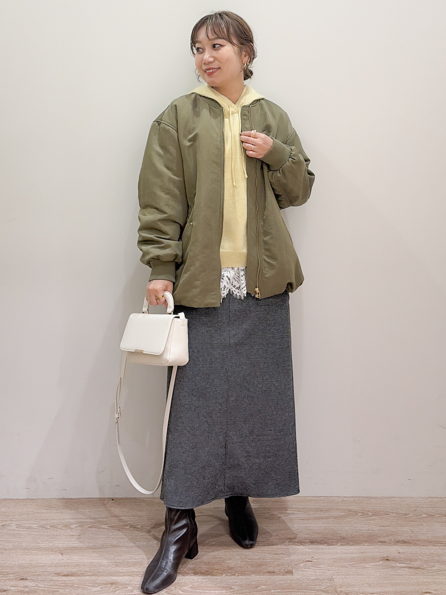 risayanさんの「OPAQUE.CLIP｜【保温中綿／撥水】ミドルMA－1《洗濯機OK》」を使ったコーディネート