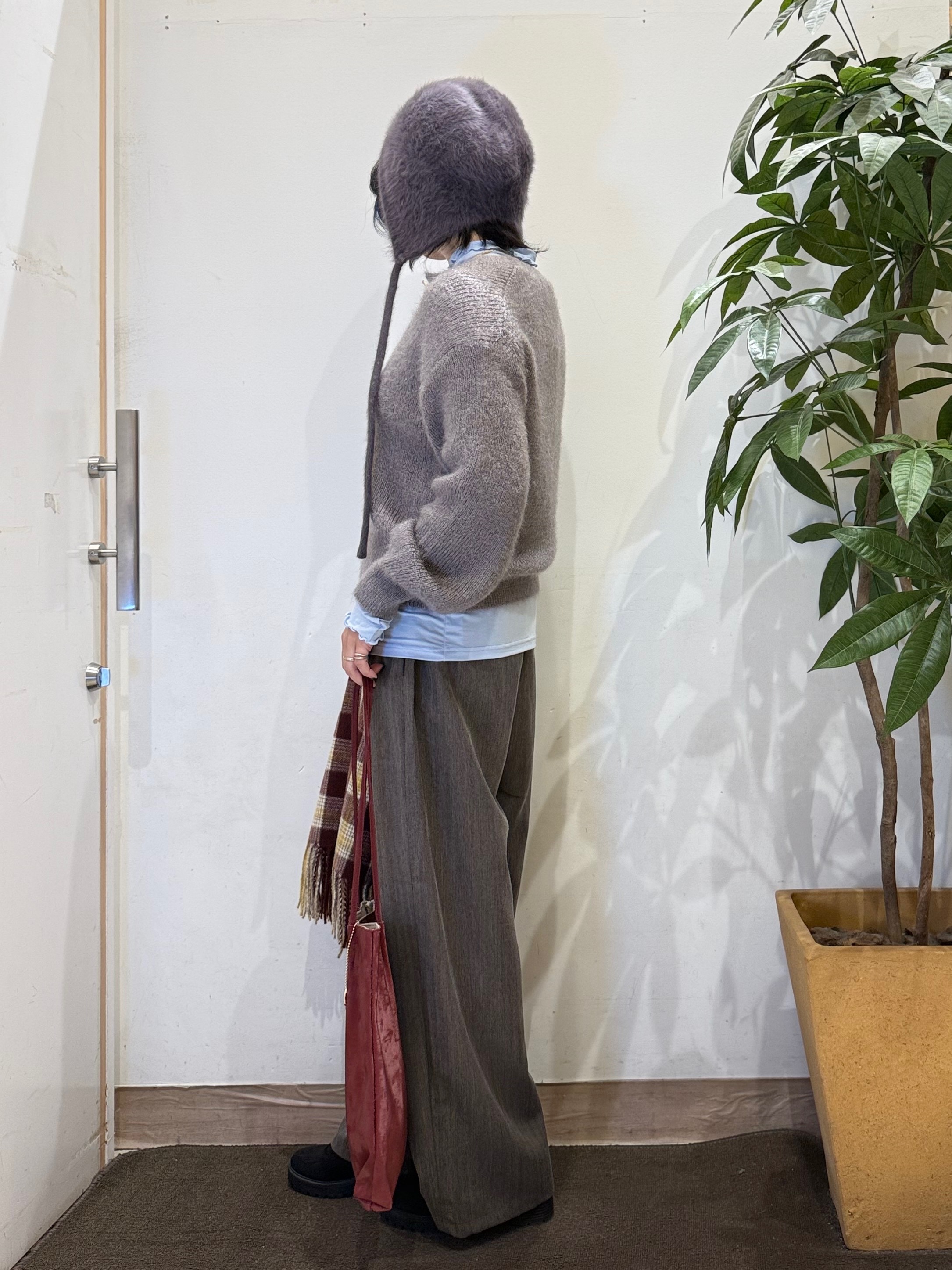 misakiさんの「SHOO･LA･RUE｜カシミアタッチ吸湿発熱ハイネックインナー」を使ったコーディネート