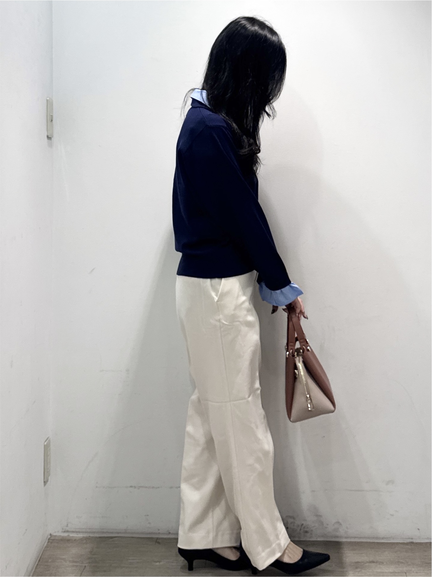 yuicciさんの「OPAQUE.CLIP｜シャツレイヤード風ポロニット【洗濯機OK】」を使ったコーディネート