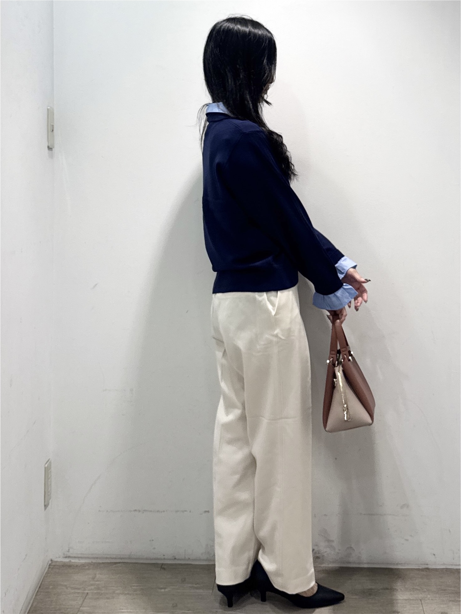 yuicciさんの「OPAQUE.CLIP｜シャツレイヤード風ポロニット【洗濯機OK】」を使ったコーディネート