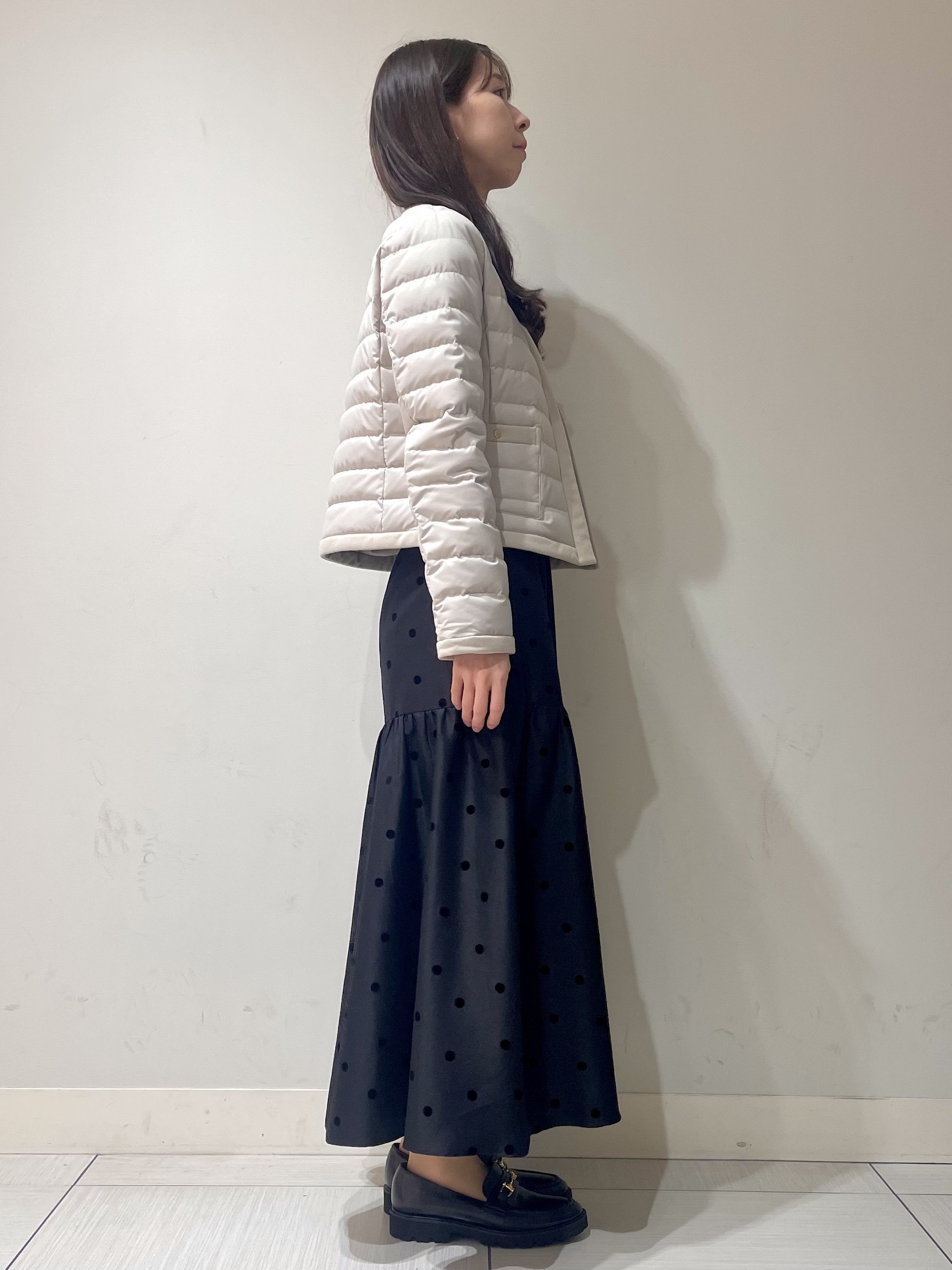 ことさんの「DRESSTERIOR｜ストレッチ ライトダウンジャケット」を使ったコーディネート