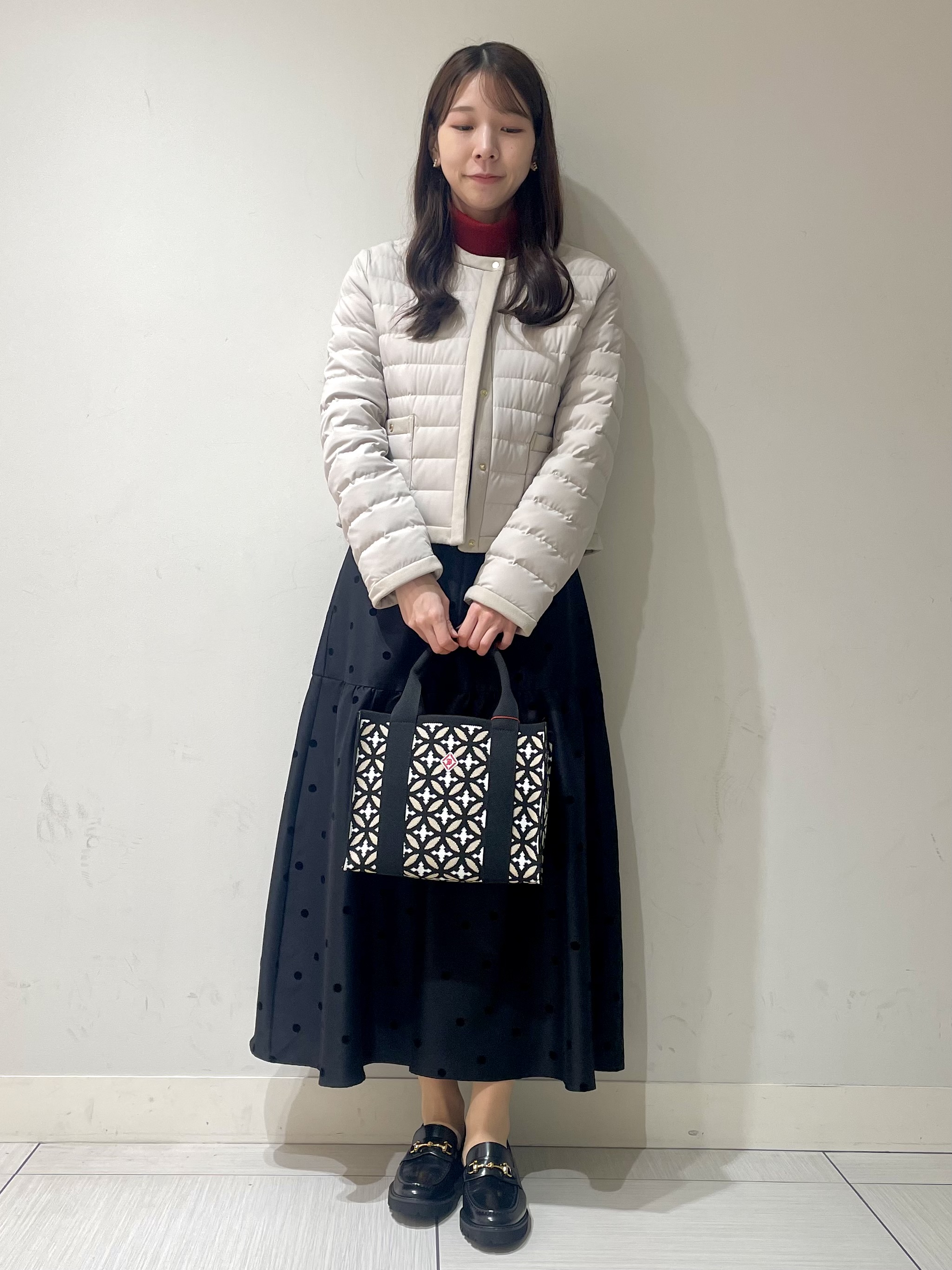 ことさんの「DRESSTERIOR｜ストレッチ ライトダウンジャケット」を使ったコーディネート