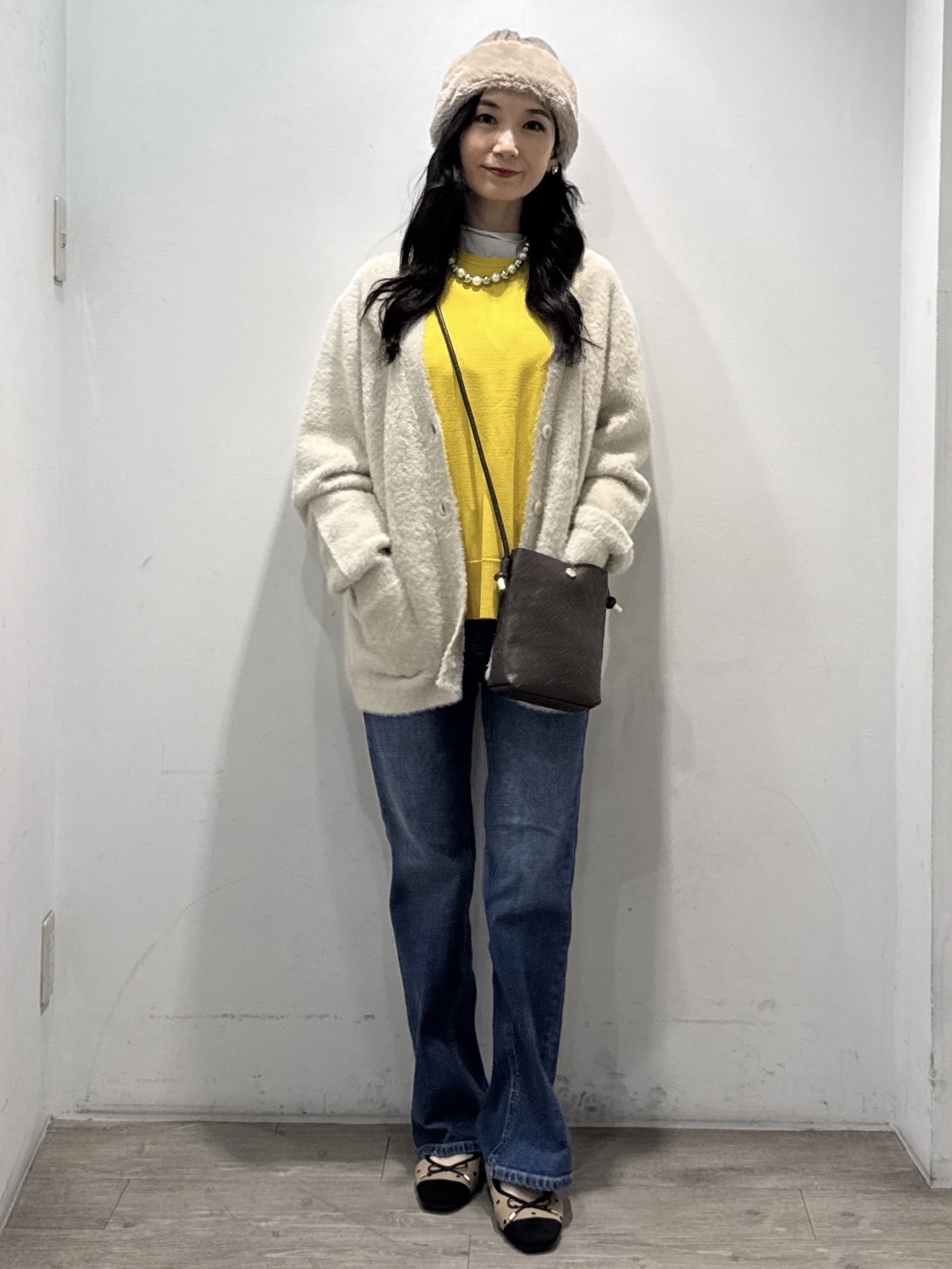 yuicciさんの「OPAQUE.CLIP｜フェザーヤーンニットカーディガン【洗濯機OK】」を使ったコーディネート