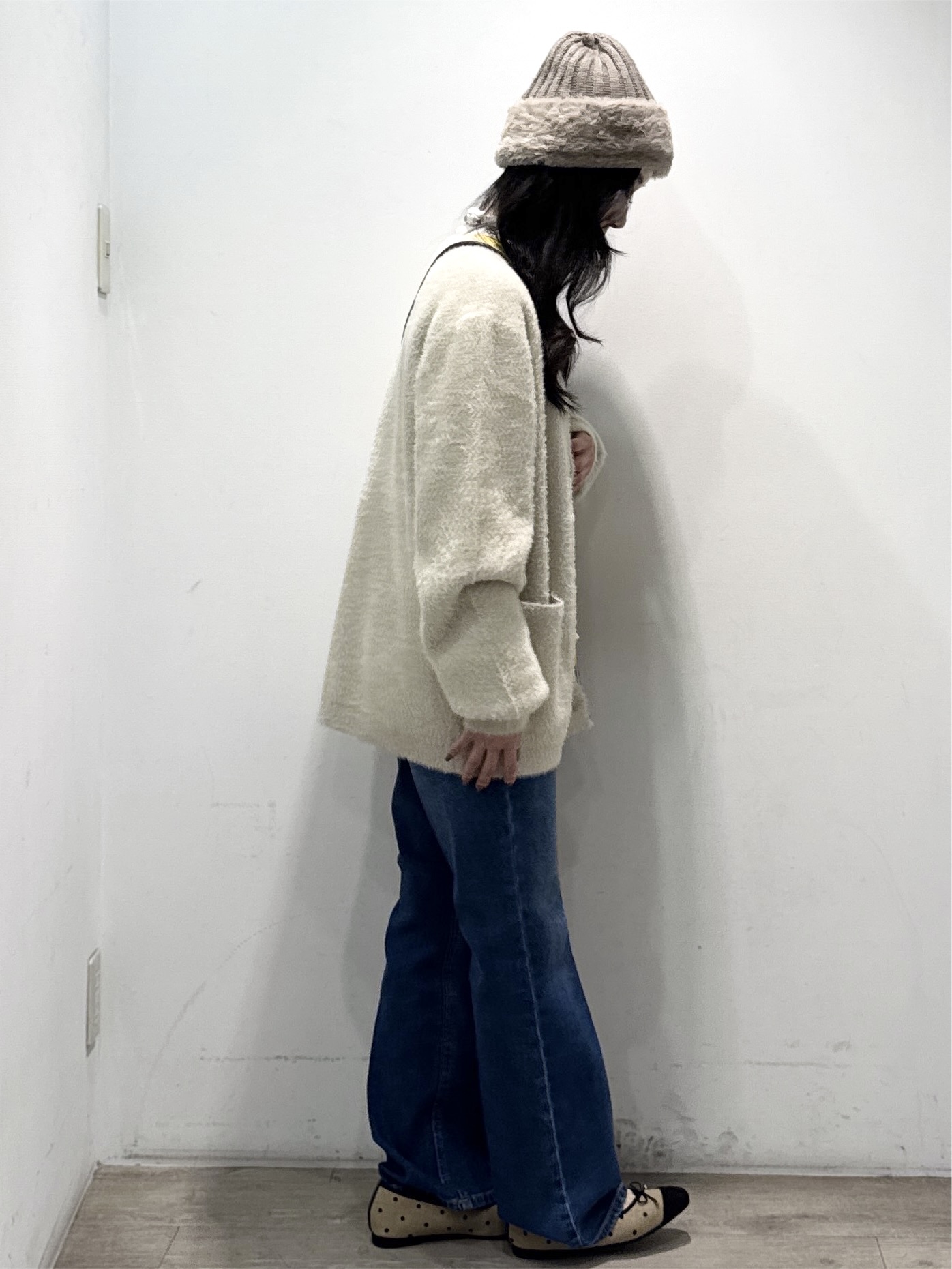 yuicciさんの「OPAQUE.CLIP｜フェザーヤーンニットカーディガン【洗濯機OK】」を使ったコーディネート