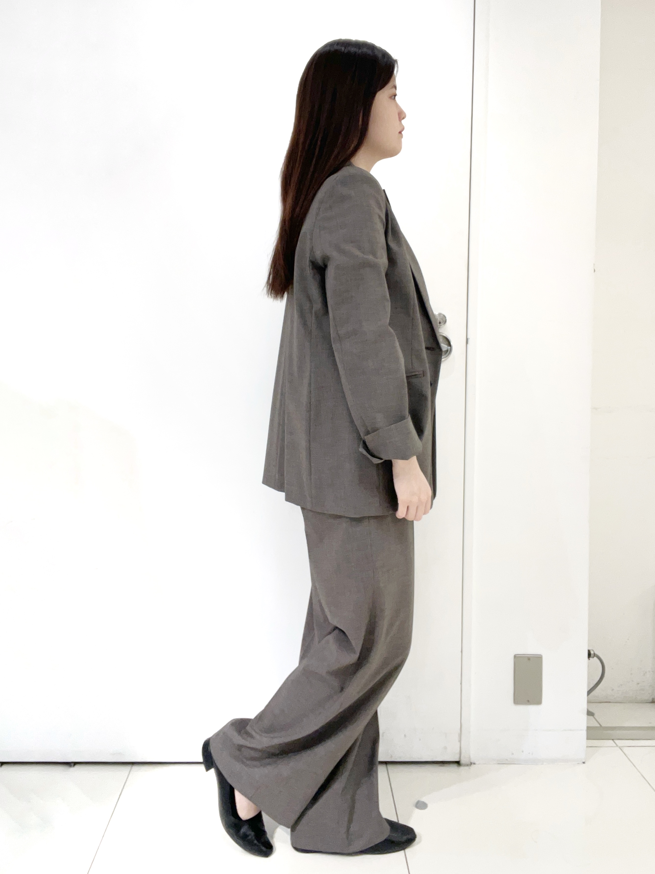 moeさんの「UNTITLED｜【セットアップ可/秋羽織り/お仕事スーツ】ウールブレンドダブルジャケット」を使ったコーディネート