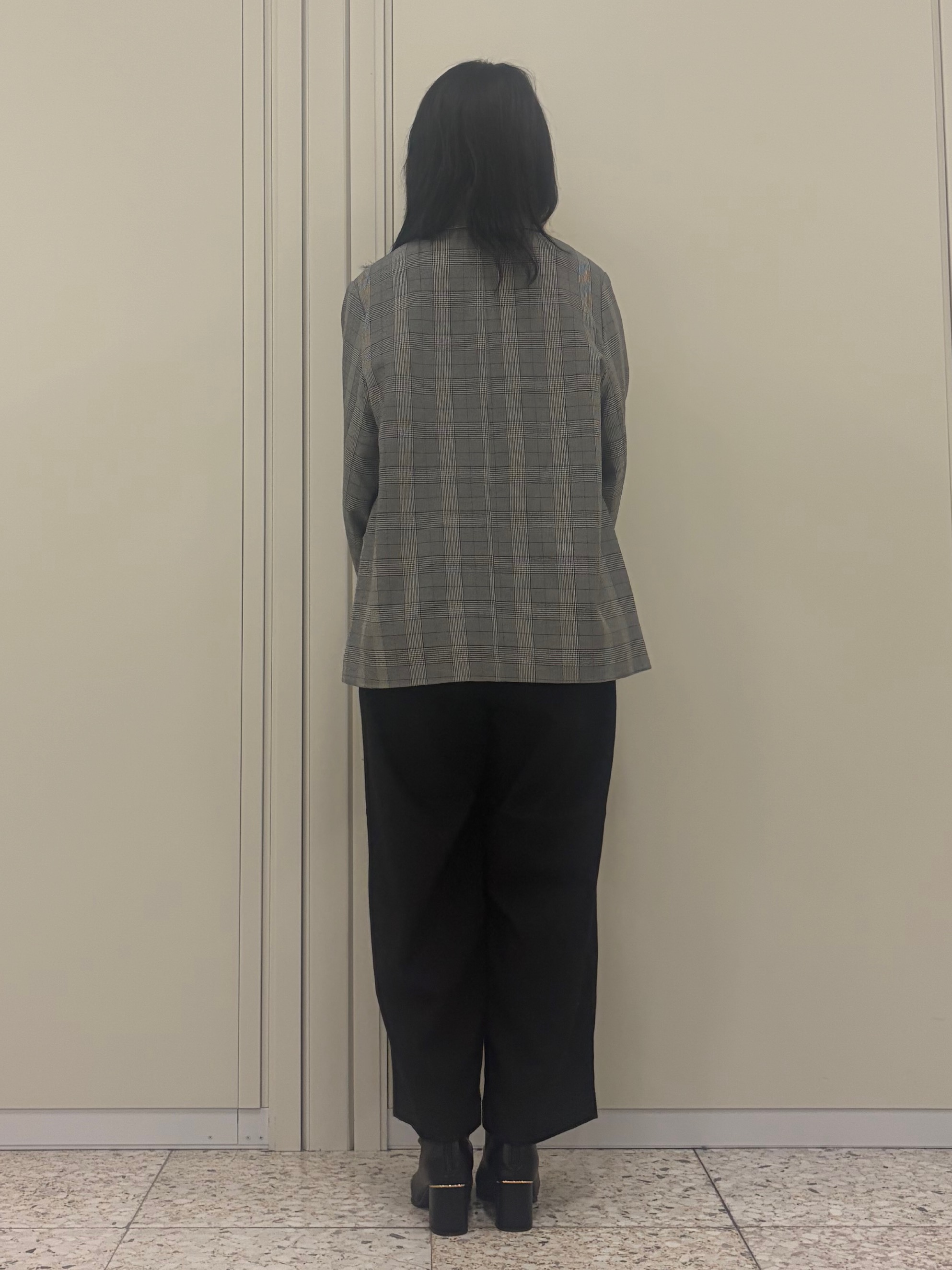 ひよりん⭐️さんの「SHOO･LA･RUE｜【絶妙なゆるピタ/S-LL/洗濯機可】華やかラメリブタートルニット」を使ったコーディネート