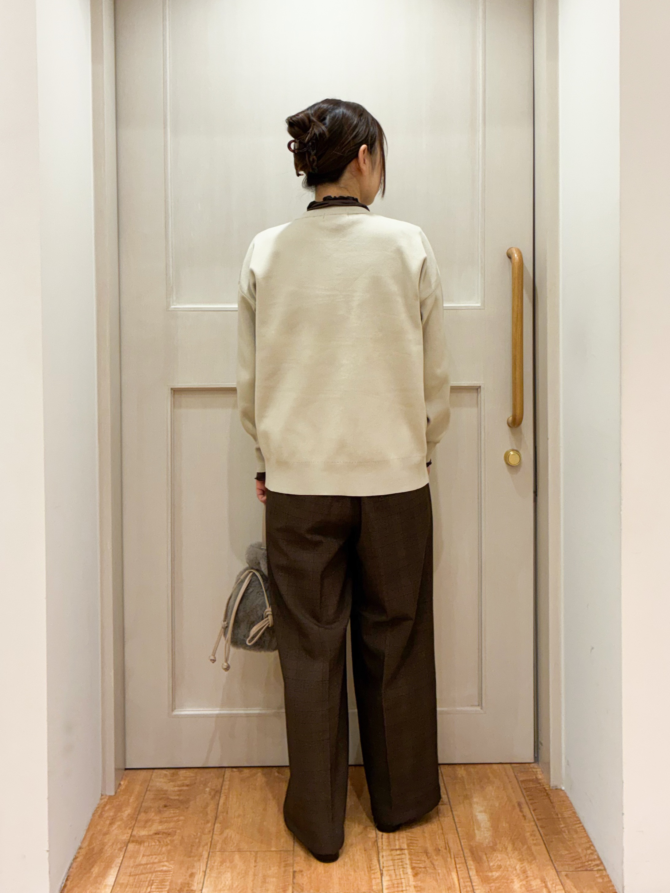 kawaさんの「SHOO･LA･RUE｜【セットアップ可/洗濯機可】軽やかに羽織れる スポンディッシュ ニットカーディガン」を使ったコーディネート