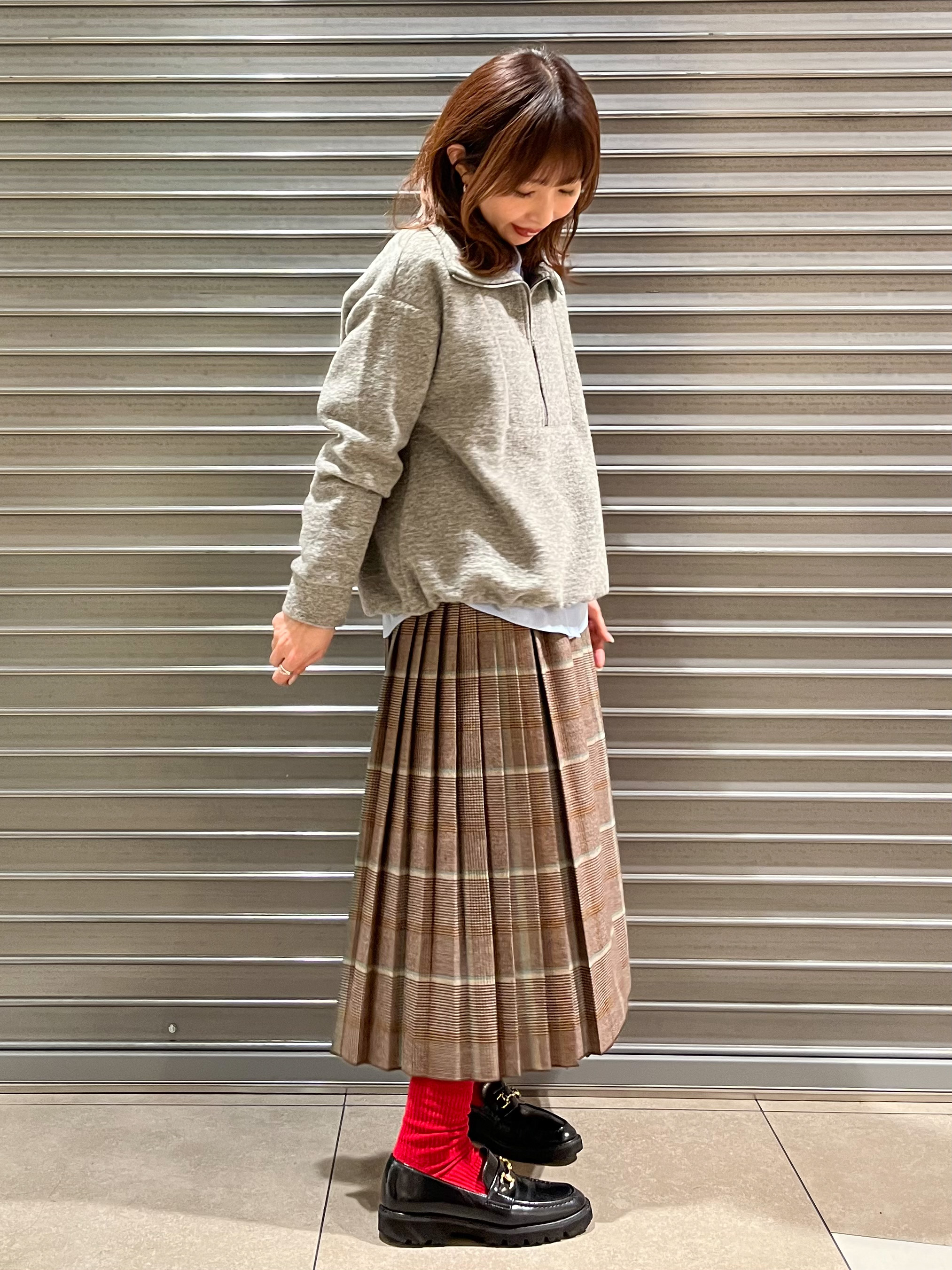 じゅんさんの「DRESSTERIOR｜イタリアンスライバー ハーフジッププルオーバー」を使ったコーディネート