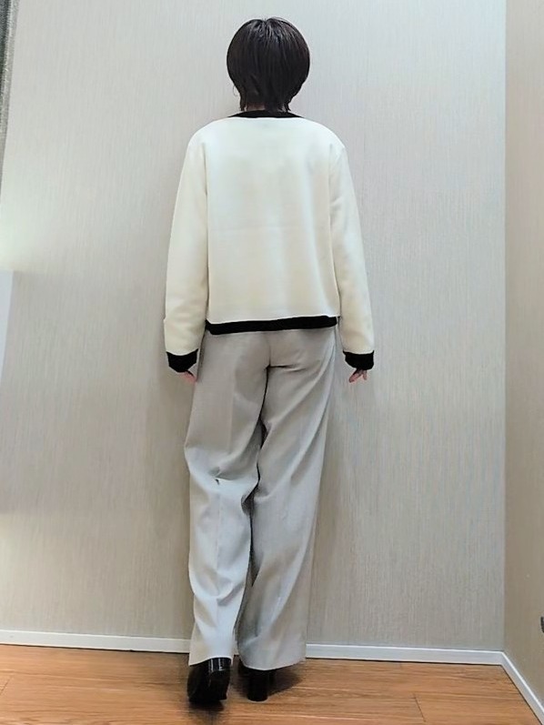 ミズタさんの「UNTITLED｜【アンサンブル可/上品映え】モールラインクルーネックニット」を使ったコーディネート