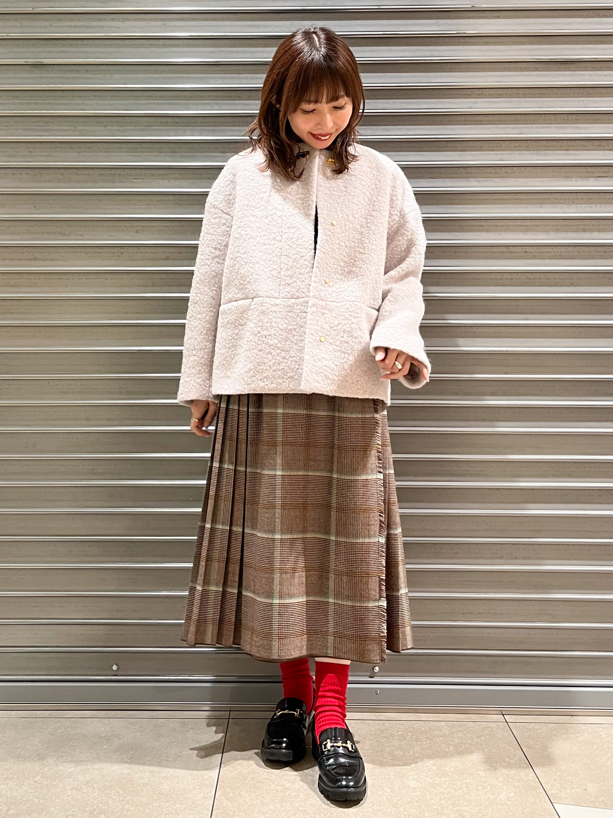 じゅんさんの「DRESSTERIOR｜ターンロッククラスプジャケット」を使ったコーディネート