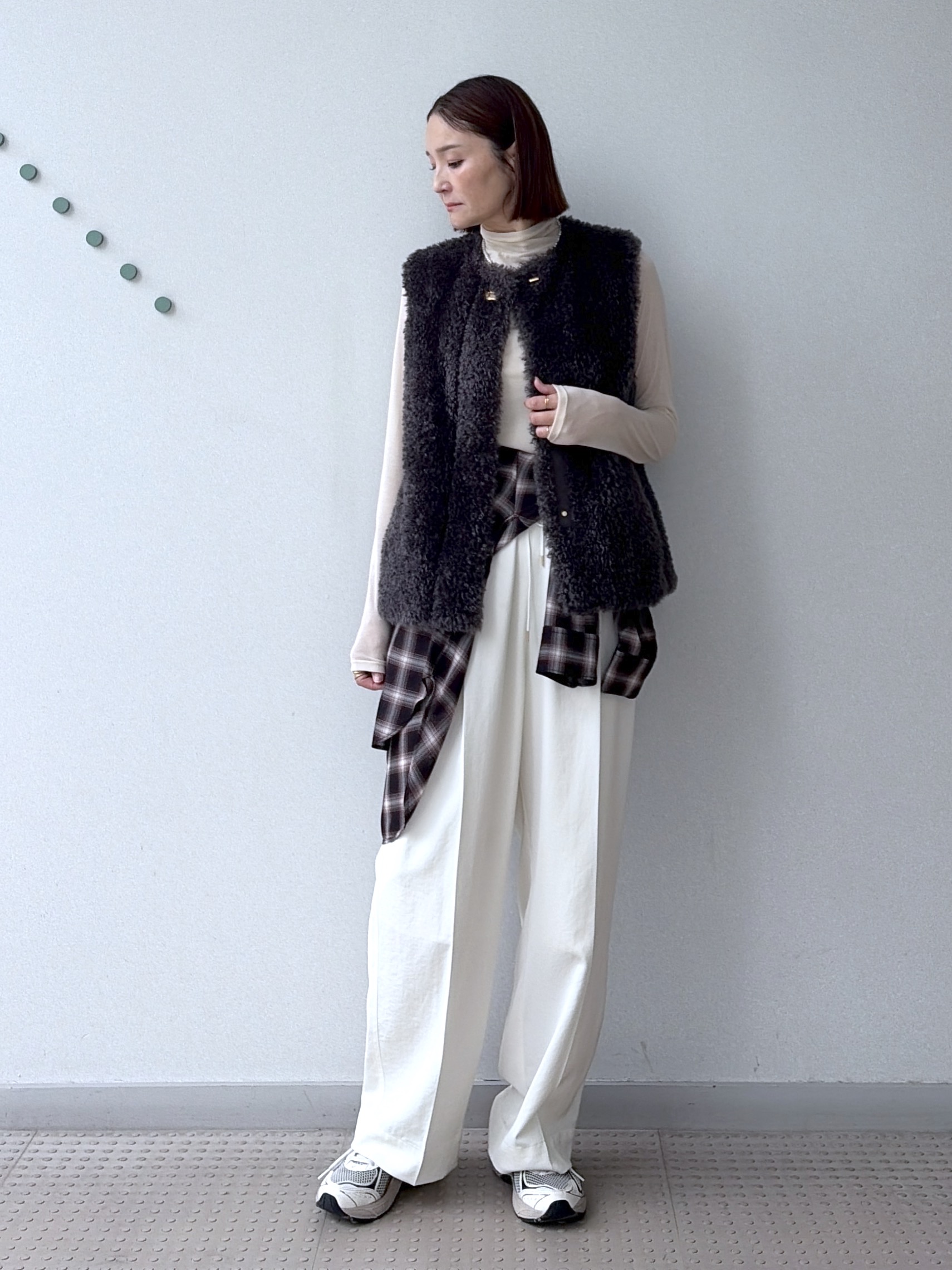 yoshikadoさんの「DRESSTERIOR｜【STORY11月号掲載】シアータートル」を使ったコーディネート