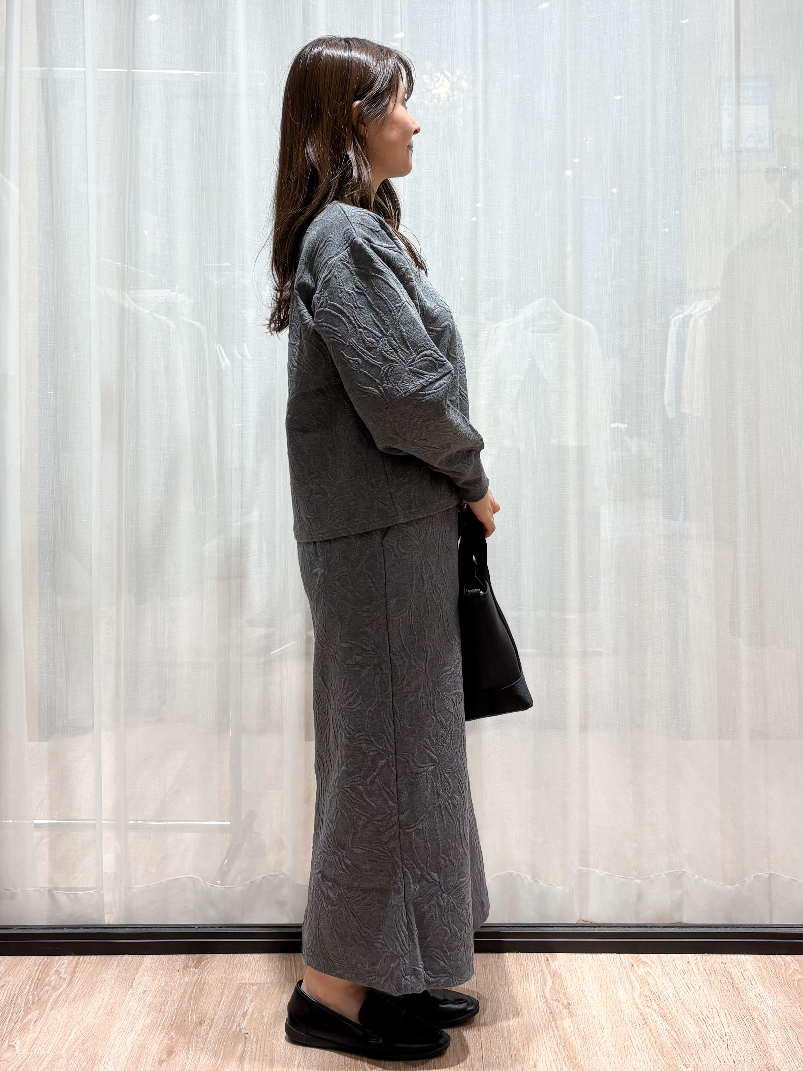 かなさんの「OPAQUE.CLIP｜ふくれジャカードプルオーバー／セットアップ可【洗濯機OK】」を使ったコーディネート