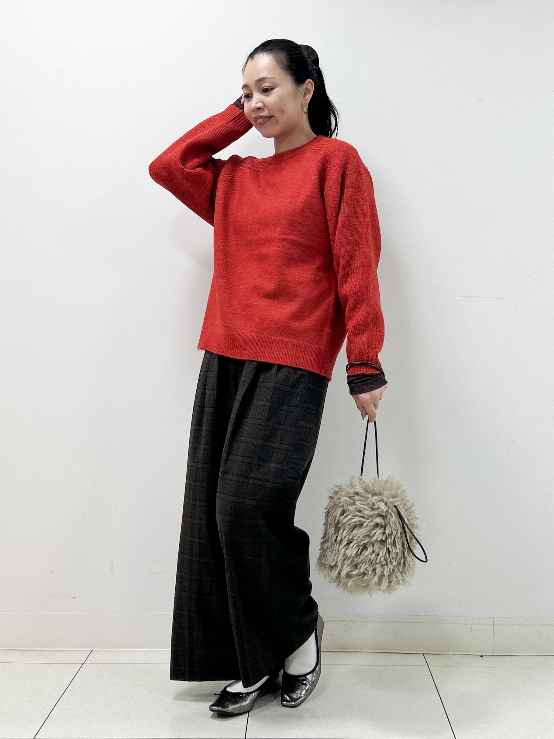 Kaiさんの「Dessin｜【洗濯機OK/サスティナブル/6色展開】編地切替ラグラン ニットプルオーバー」を使ったコーディネート