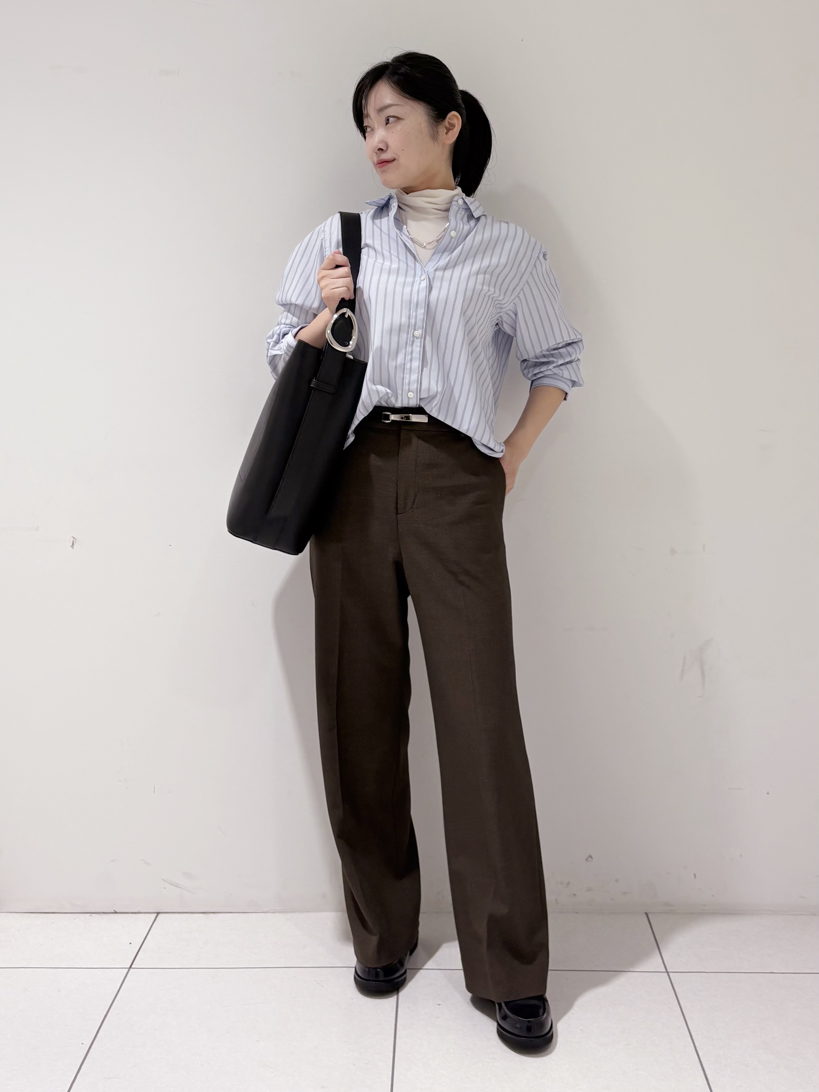 momokoさんの「INDIVI｜【2WAY／ストライプ柄】ベーシックシャツ」を使ったコーディネート