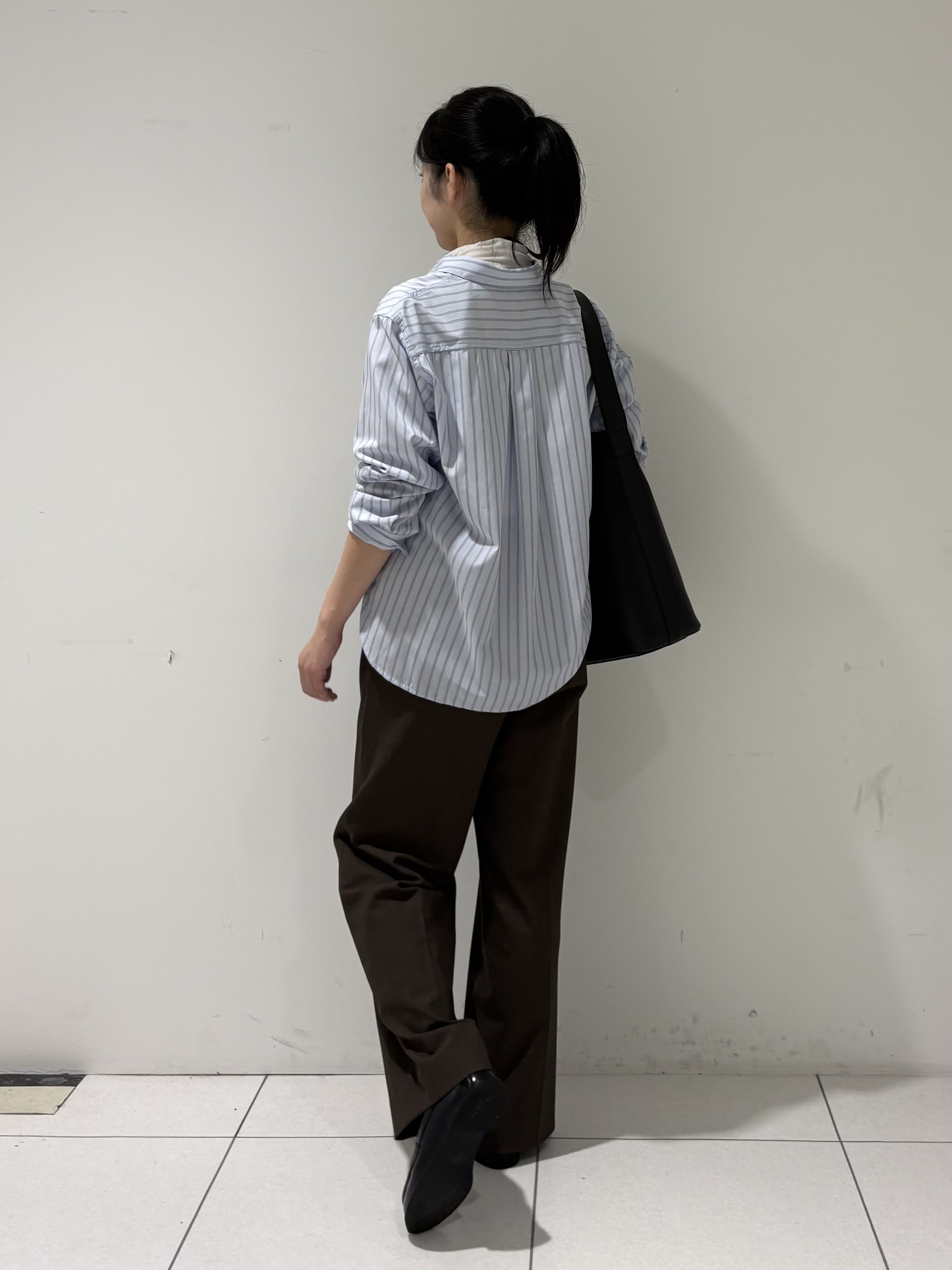 momokoさんの「INDIVI｜【2WAY／ストライプ柄】ベーシックシャツ」を使ったコーディネート