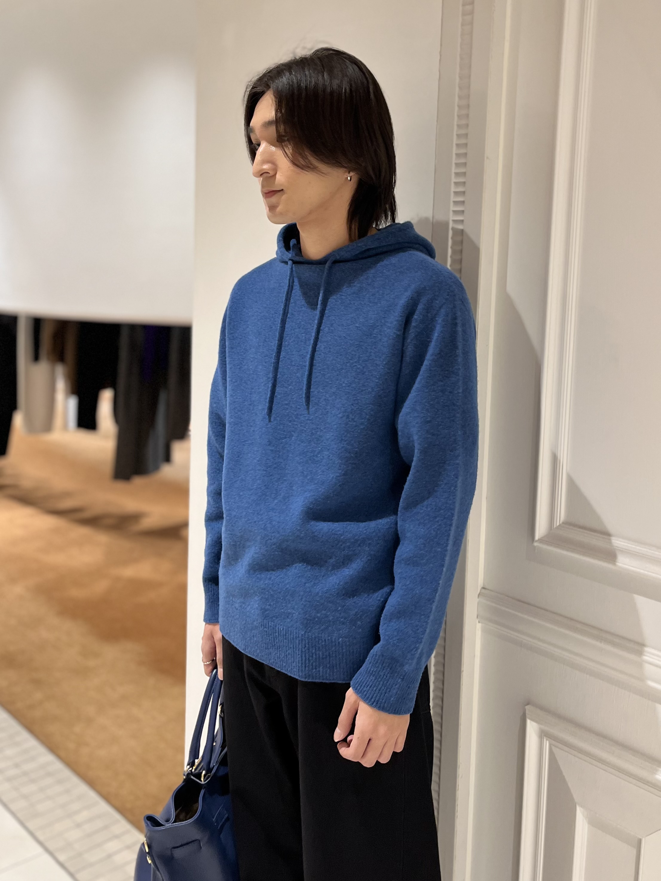 Watanabeさんの「DRESSTERIOR｜ホールガーメント（R） ウールカシミヤ混パーカー」を使ったコーディネート
