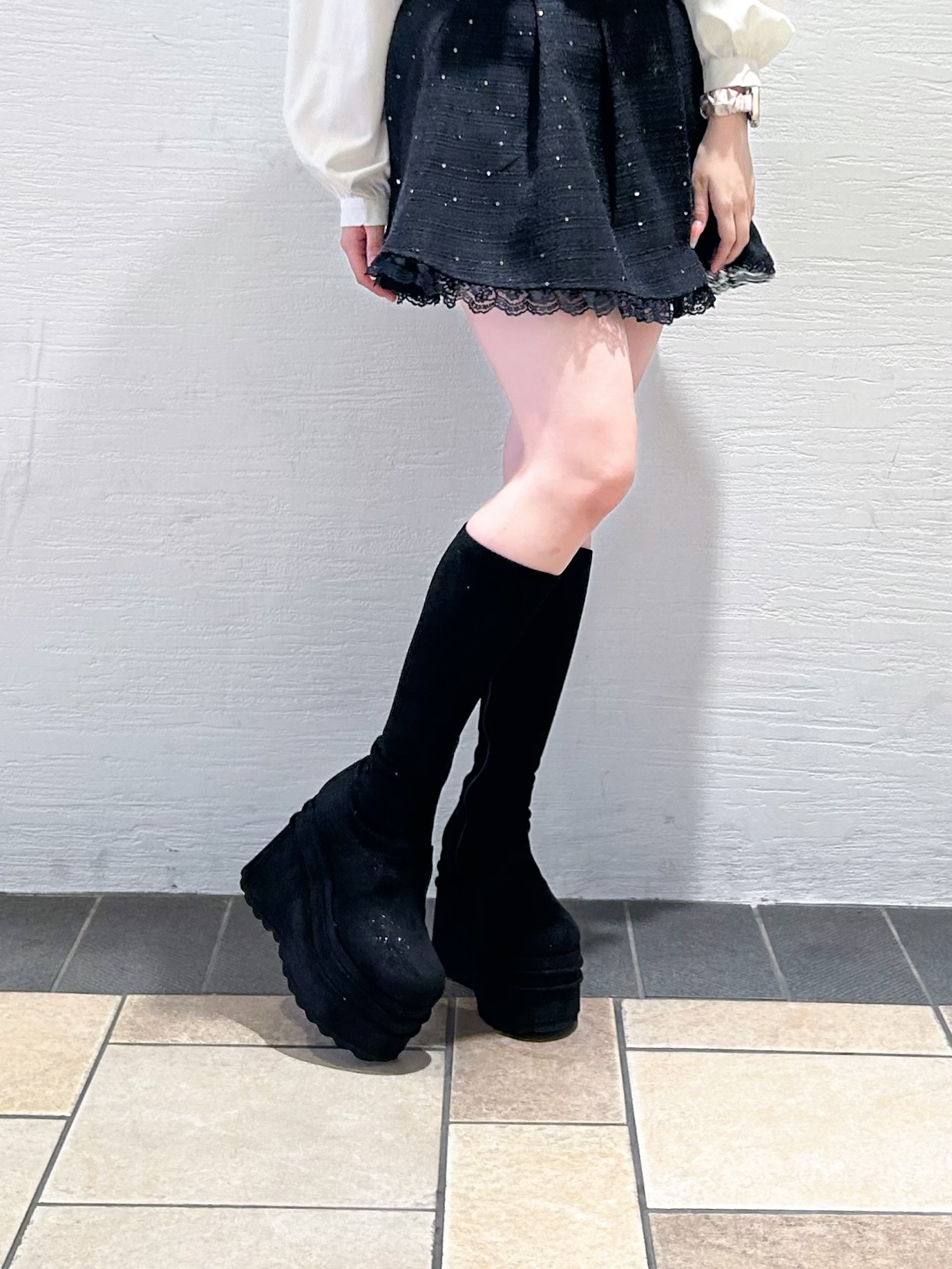 ゆうりさんの「ESPERANZA｜超厚底ストレッチロングブーツ」を使ったコーディネート