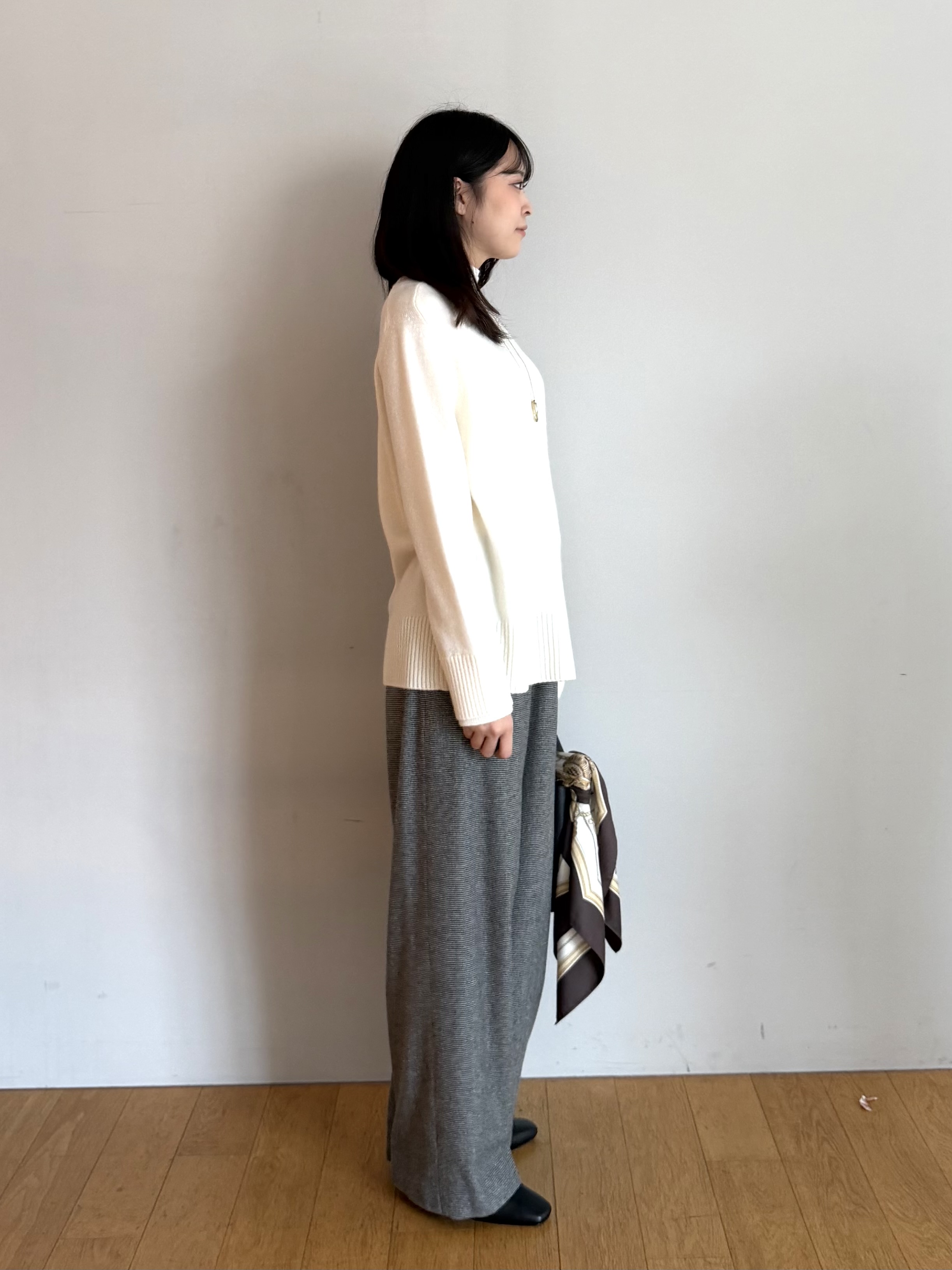 ririkaさんの「UNTITLED｜【セットアップ可/ウエストゴム】ウールドロストパンツ」を使ったコーディネート