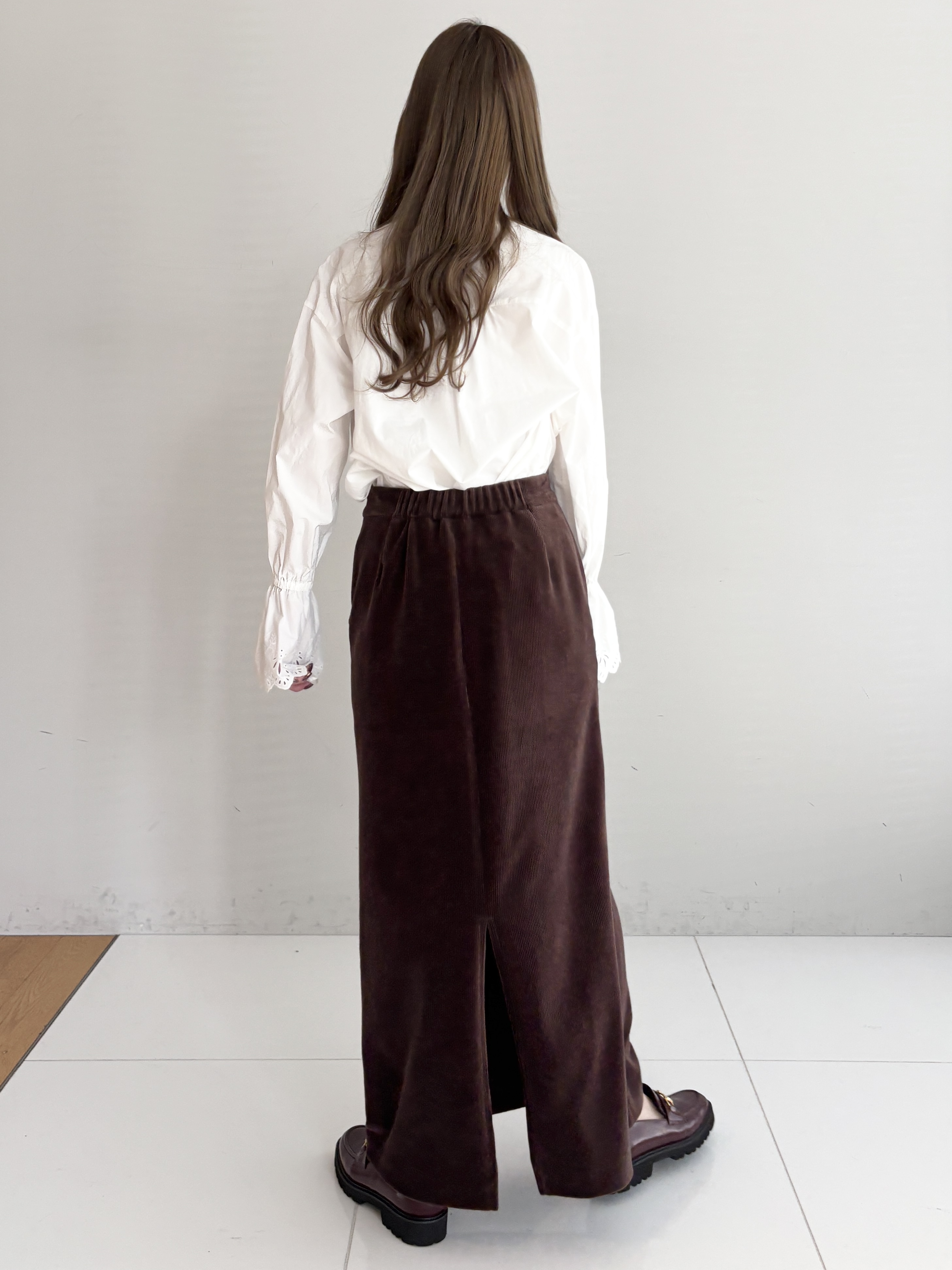 清水夏姫さんの「DRESSTERIOR｜【日本製/軽量/本革】ビットローファー」を使ったコーディネート