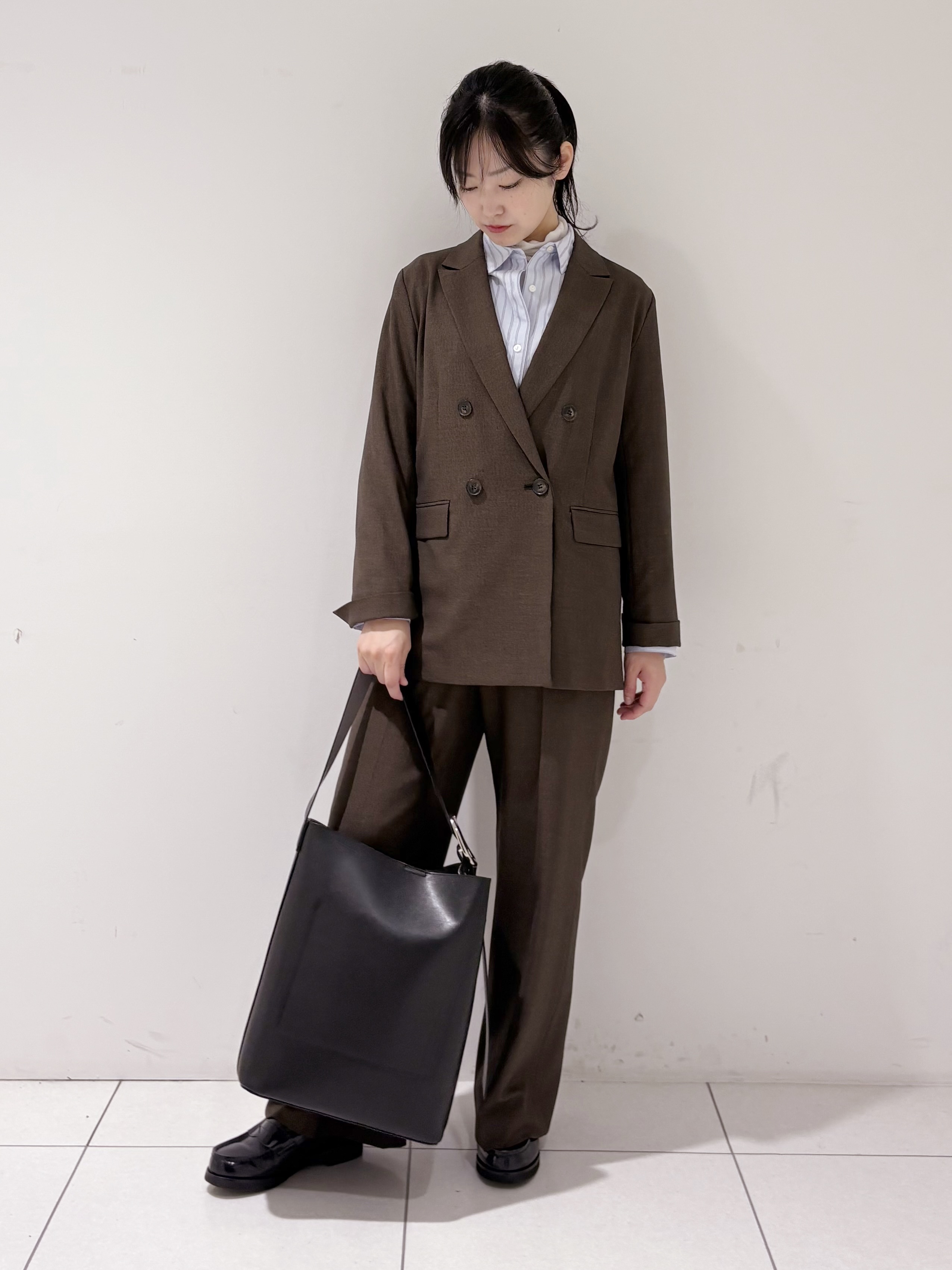 momokoさんの「INDIVI｜【洗濯機OK／ストレッチ◎】秋はじめのダブルジャケット」を使ったコーディネート