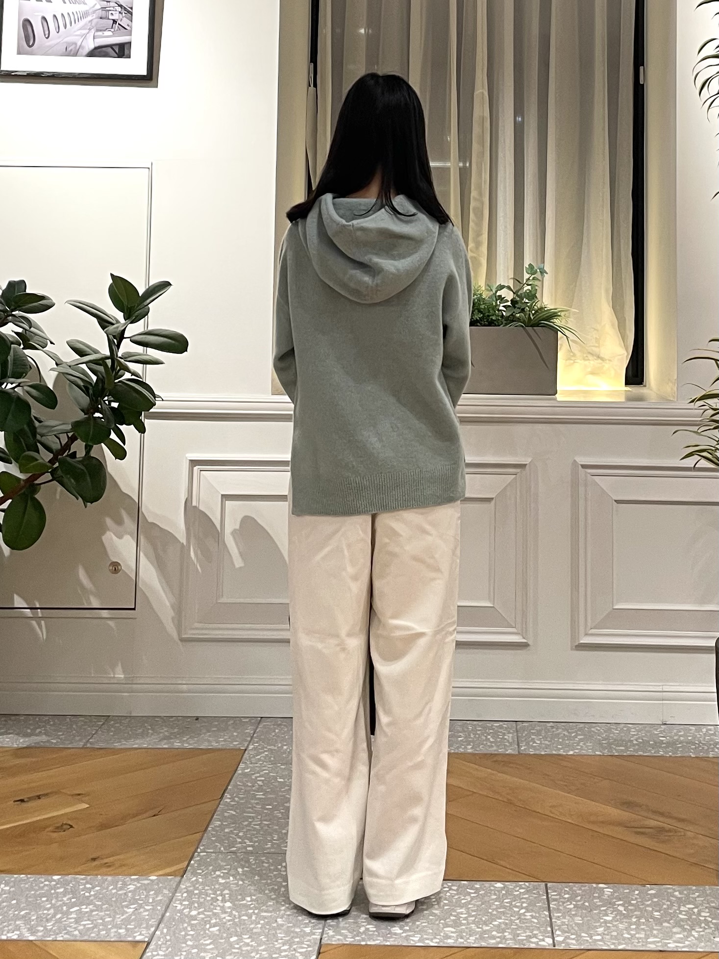 Lilyさんの「DRESSTERIOR｜【5色展開/日本製】ホールガーメント ウールカシミヤパーカー」を使ったコーディネート