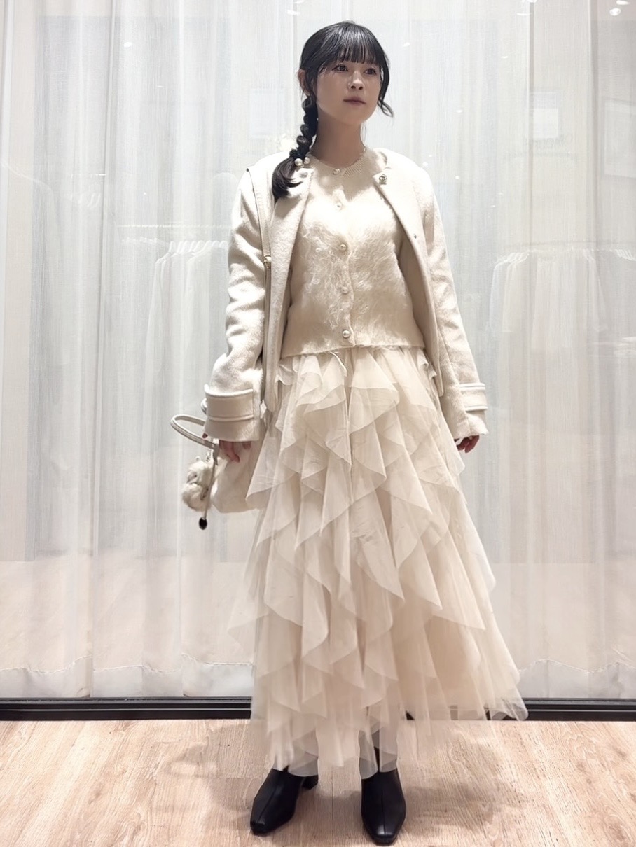 ぞうげさんの「OPAQUE.CLIP｜【植草美幸先生が指南する好印象スタイル】カシミヤ混ノーカラーショートコート」を使ったコーディネート