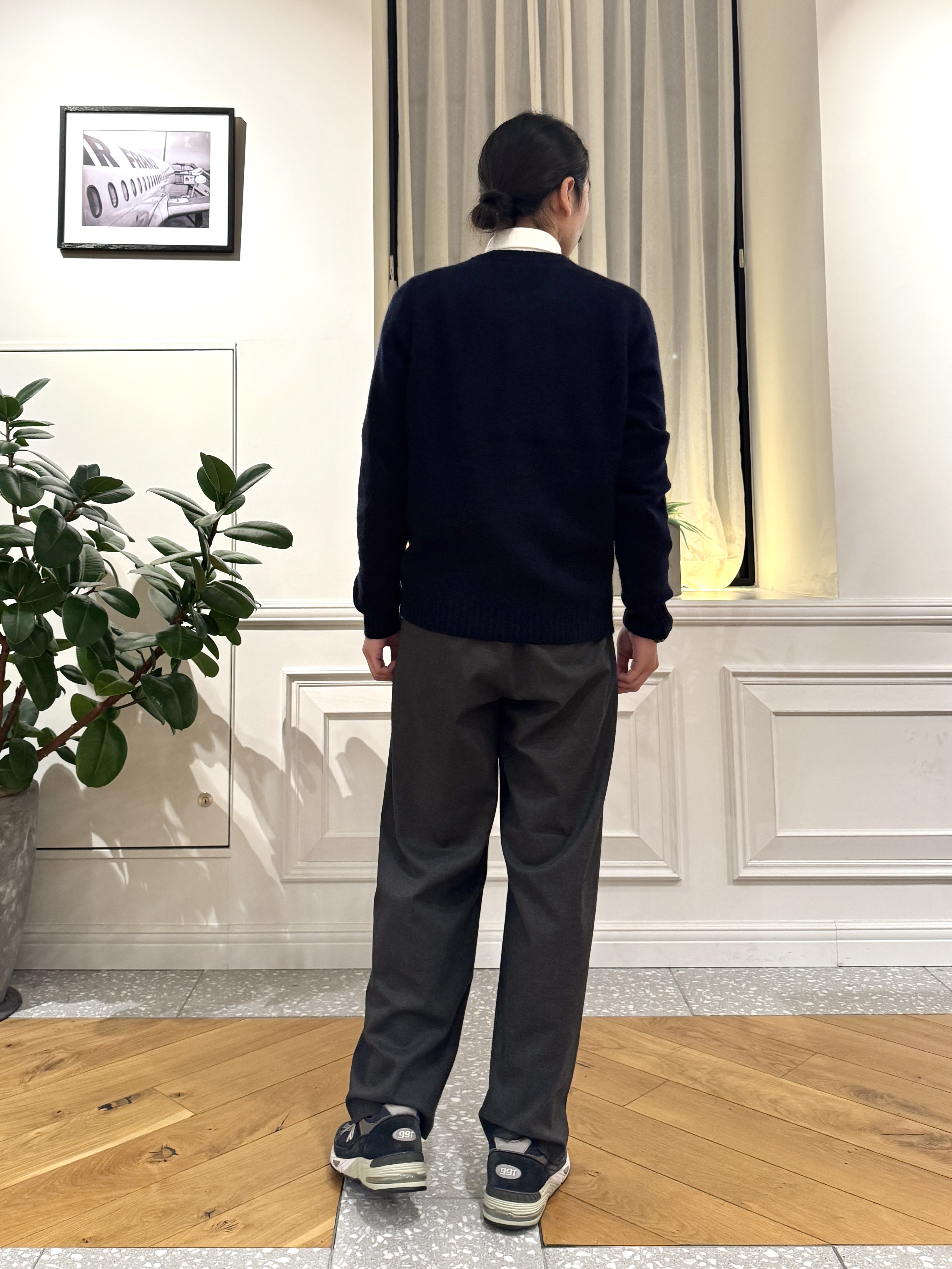 kawarataniさんの「DRESSTERIOR｜【干場義雅&times;DRESSTERIOR】ウールカシミヤクルーネックニット」を使ったコーディネート