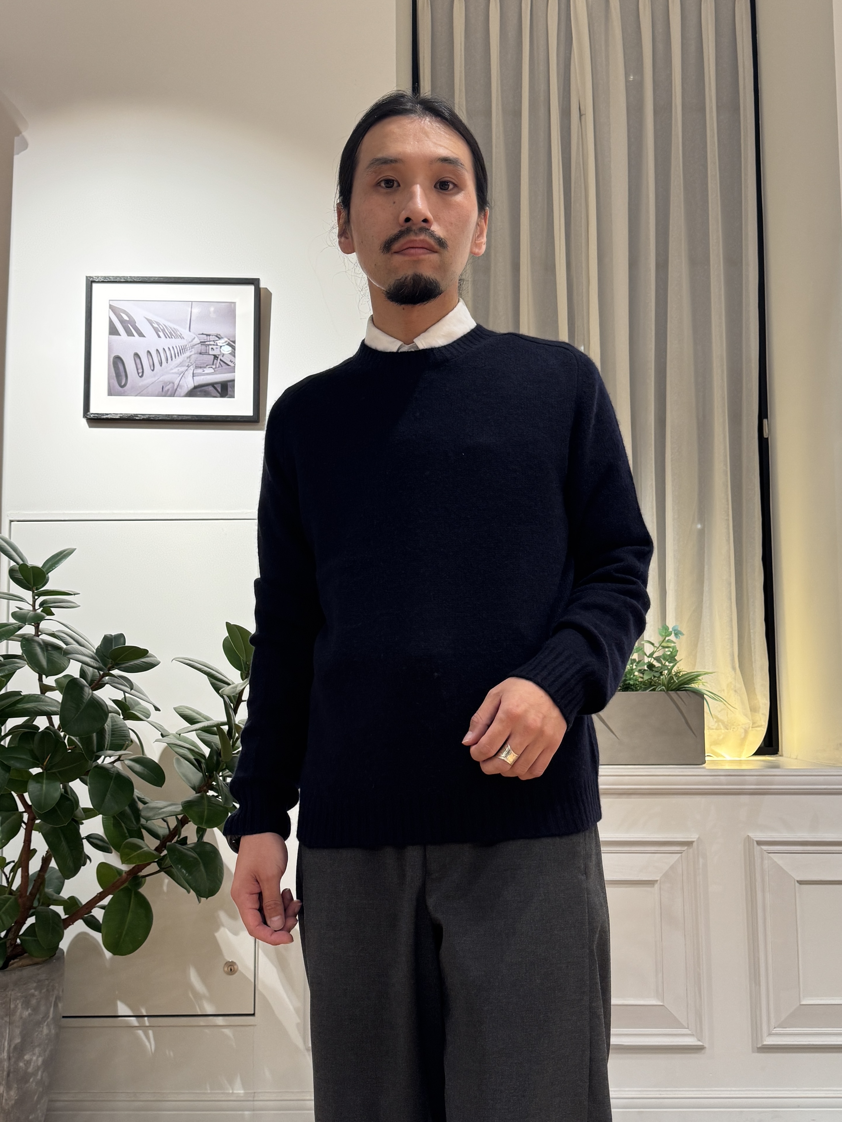 kawarataniさんの「DRESSTERIOR｜【干場義雅&times;DRESSTERIOR】ウールカシミヤクルーネックニット」を使ったコーディネート