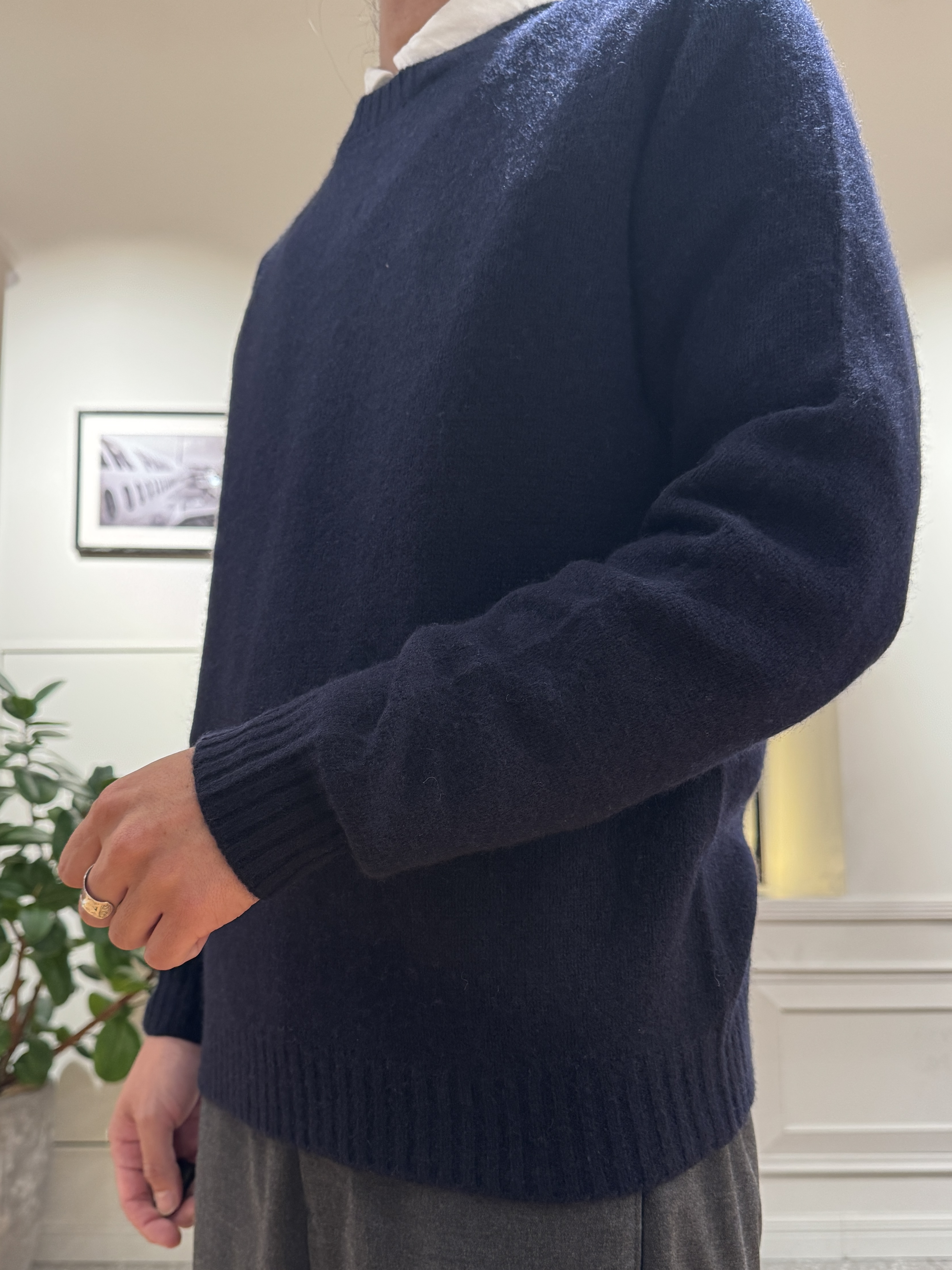kawarataniさんの「DRESSTERIOR｜【干場義雅&times;DRESSTERIOR】ウールカシミヤクルーネックニット」を使ったコーディネート