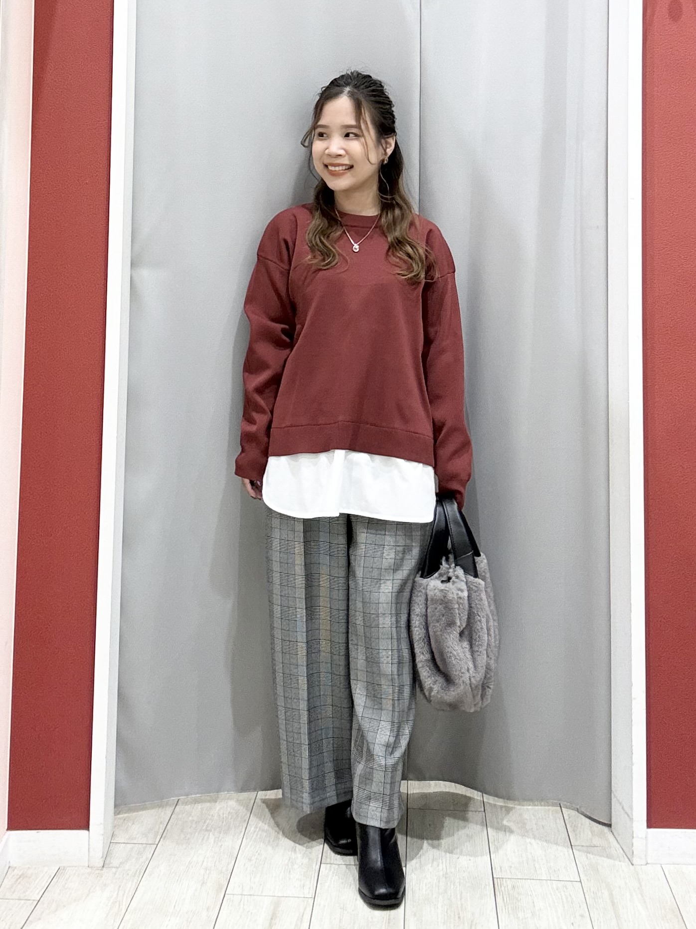 shioさんの「SHOO･LA･RUE｜【S-LL】着るだけできまる シャツレイヤード風 スポンディッシュニット」を使ったコーディネート
