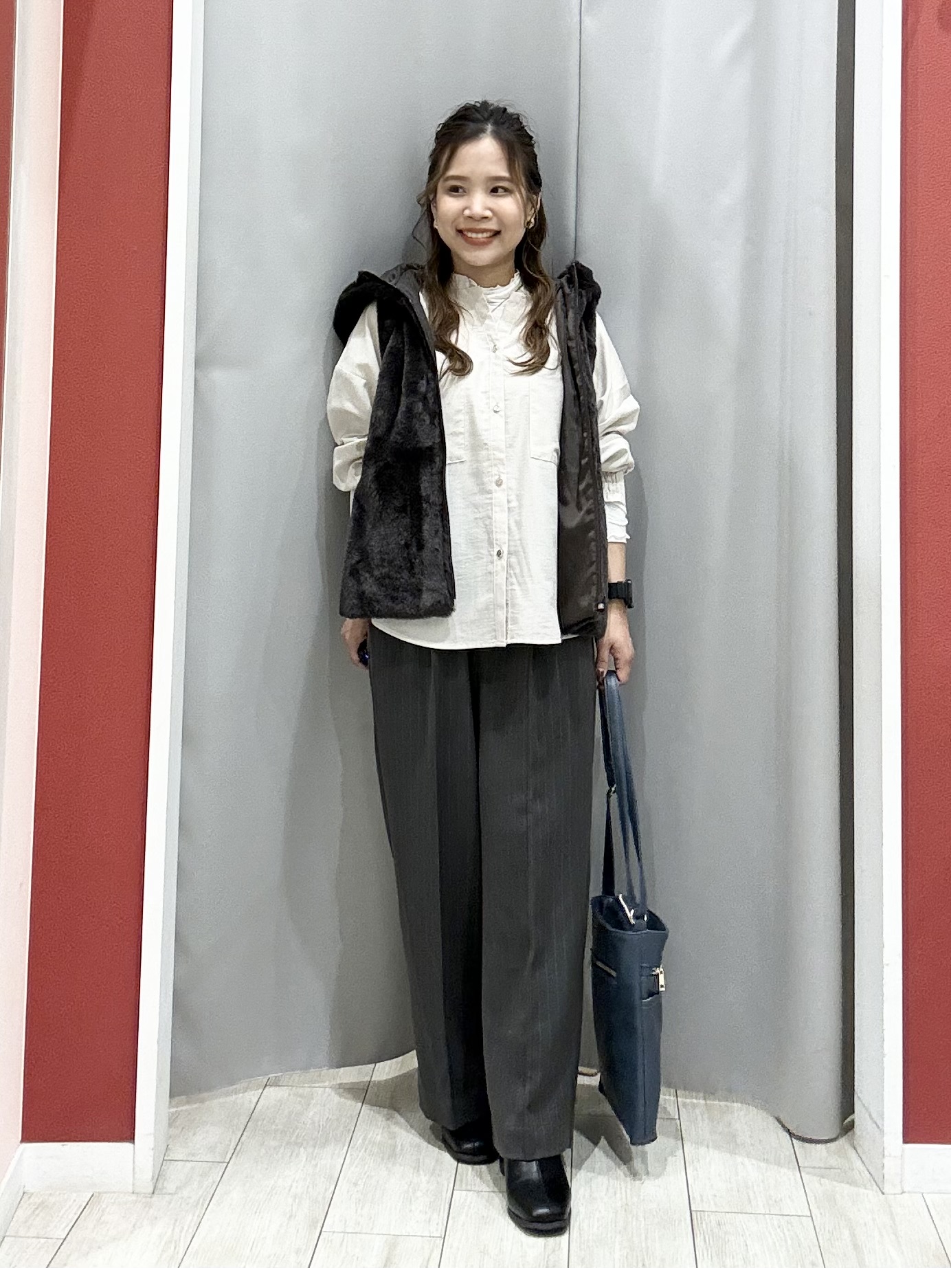 shioさんの「SHOO･LA･RUE｜【洗濯機可/撥水/マルチWAY】ファーライナー付き 毎日欲張りマンパ」を使ったコーディネート