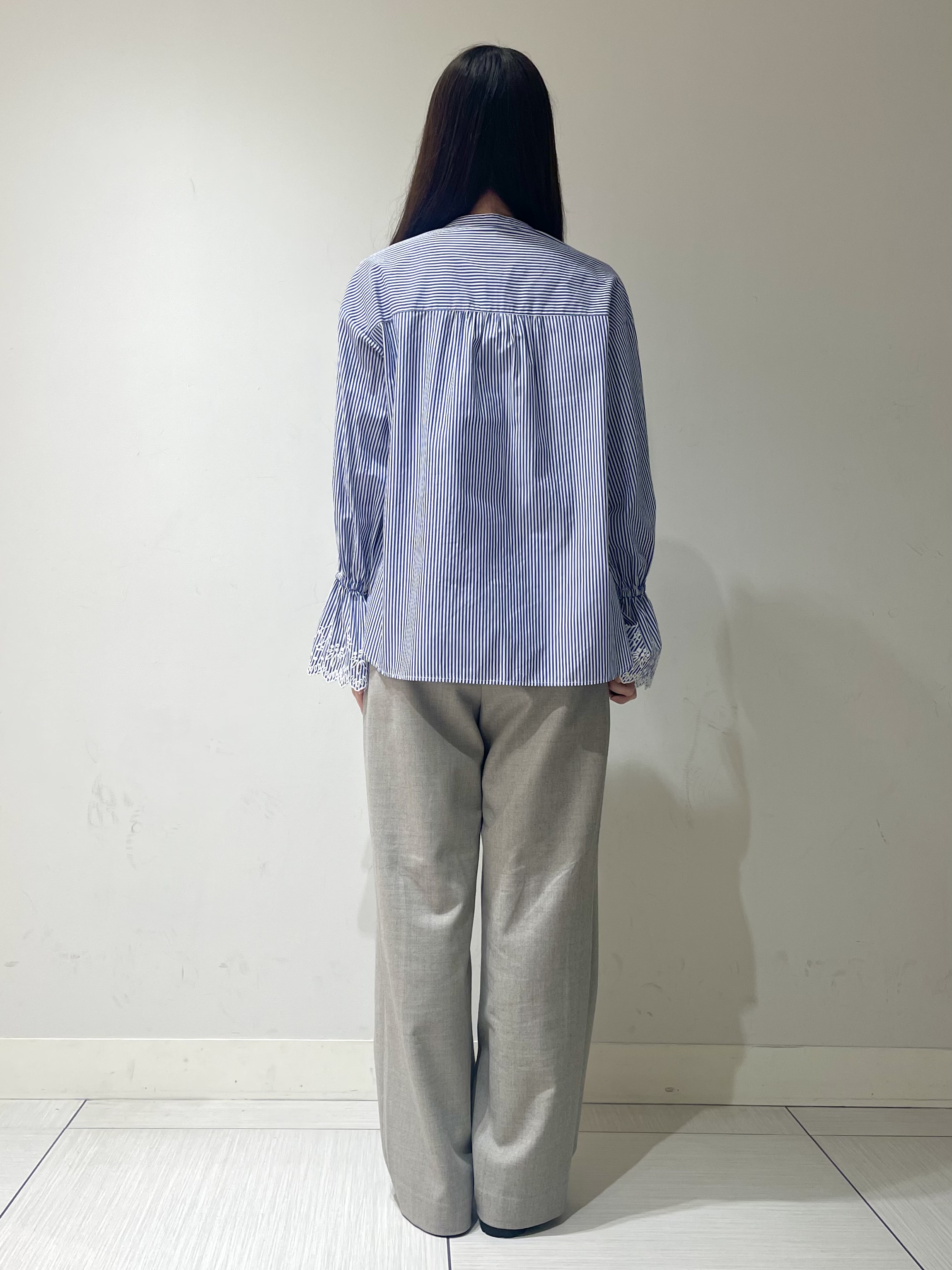 ことさんの「DRESSTERIOR｜【STORY11月号掲載】エンブロイダリーカフスシャツ」を使ったコーディネート