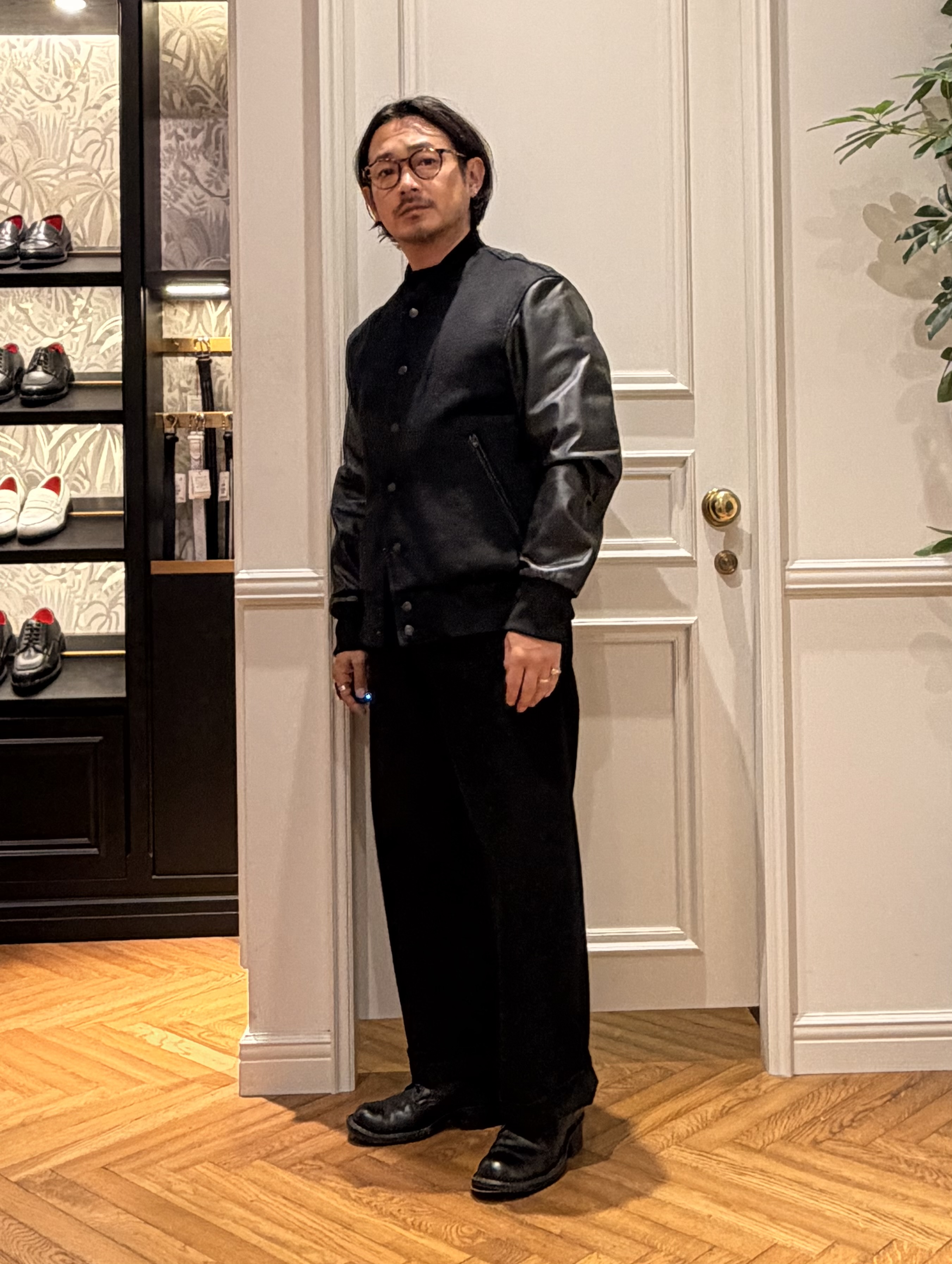 鶴田大士さんの「DRESSTERIOR｜【干場義雅&times;DRESSTERIOR】スタジャン」を使ったコーディネート