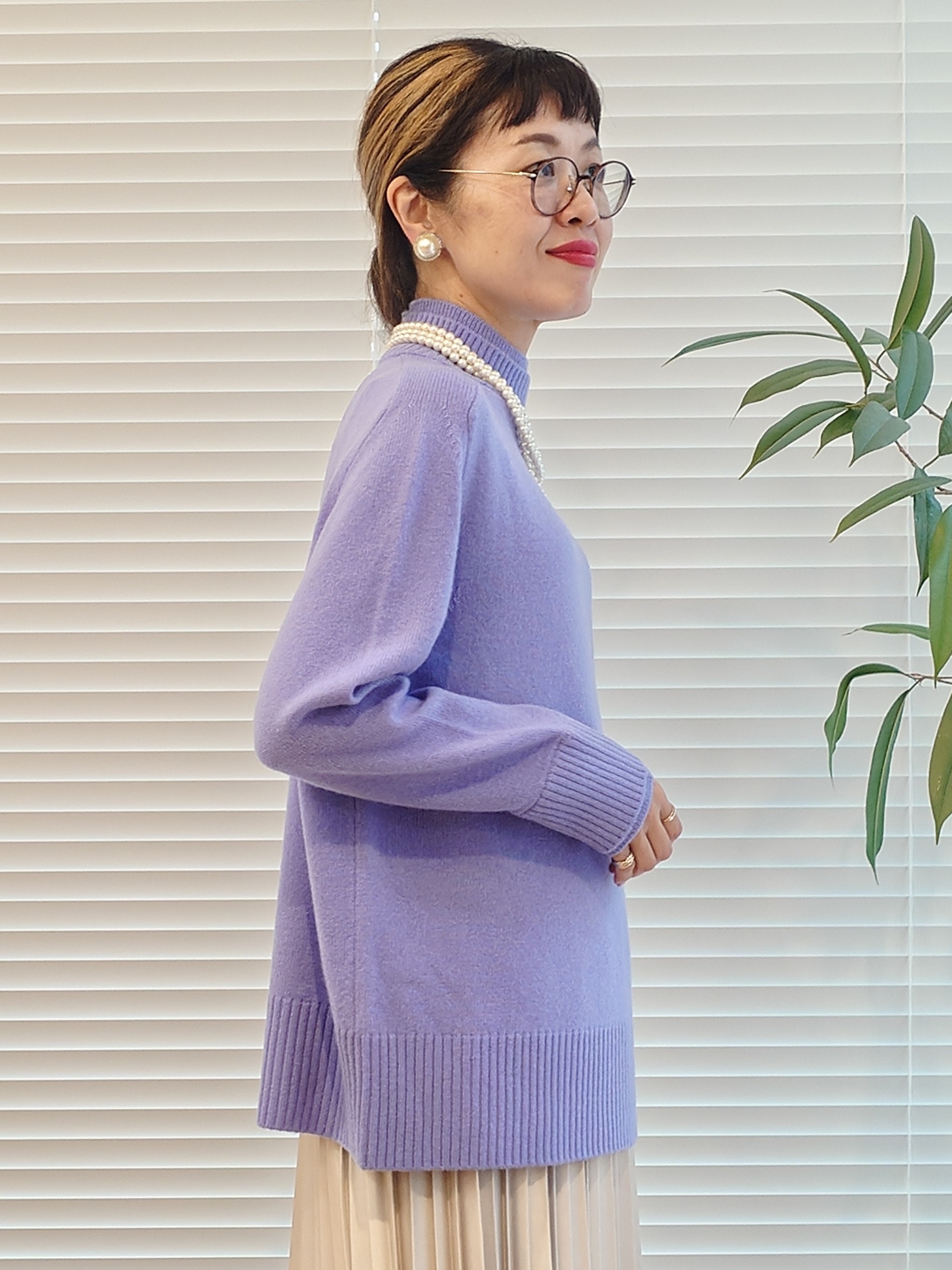 MUTSUKOさんの「UNTITLED｜【アレンジ自在】ロングパール調ネックレス」を使ったコーディネート