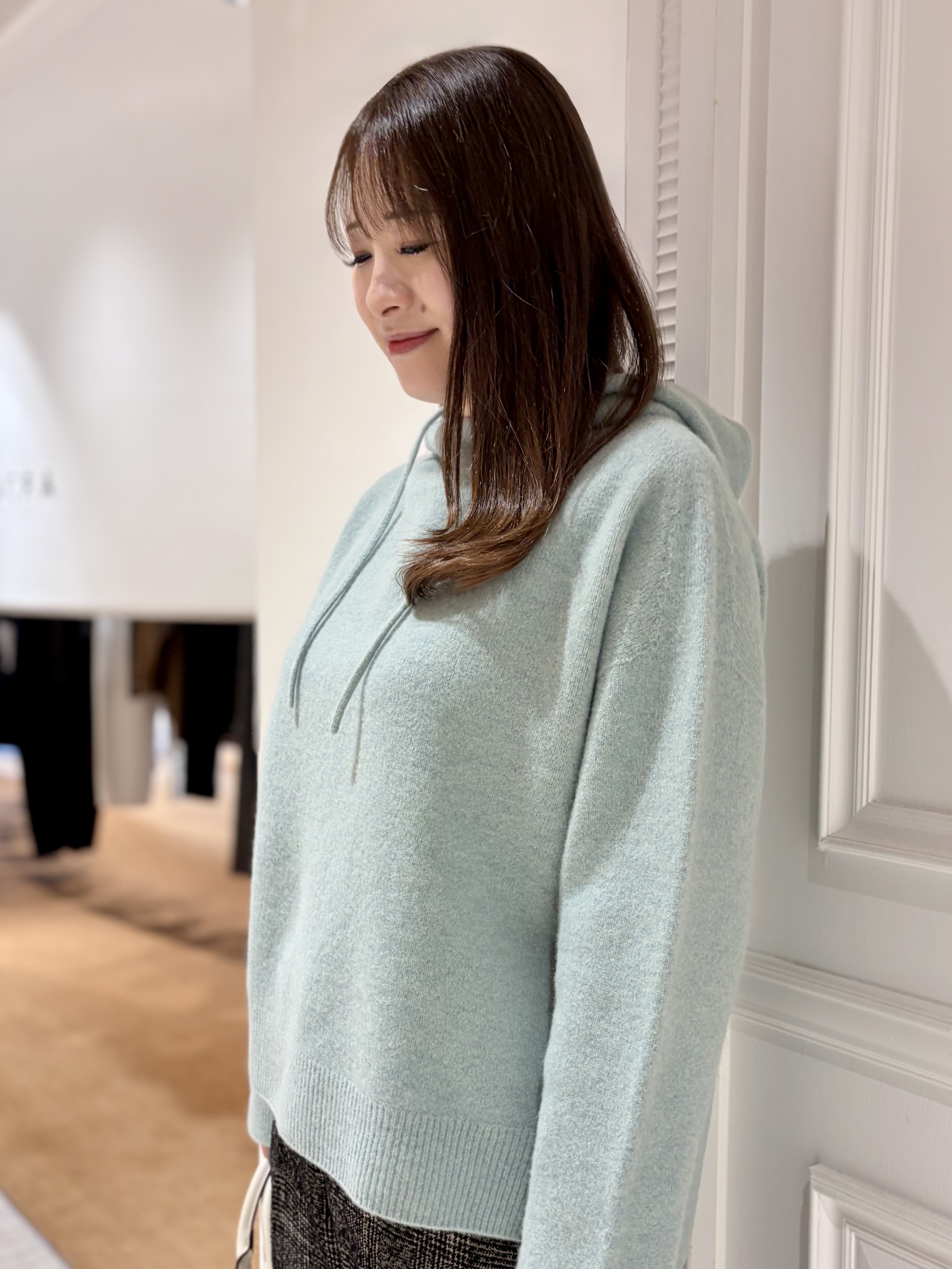 minowaさんの「DRESSTERIOR｜【5色展開/日本製】ホールガーメント ウールカシミヤパーカー」を使ったコーディネート