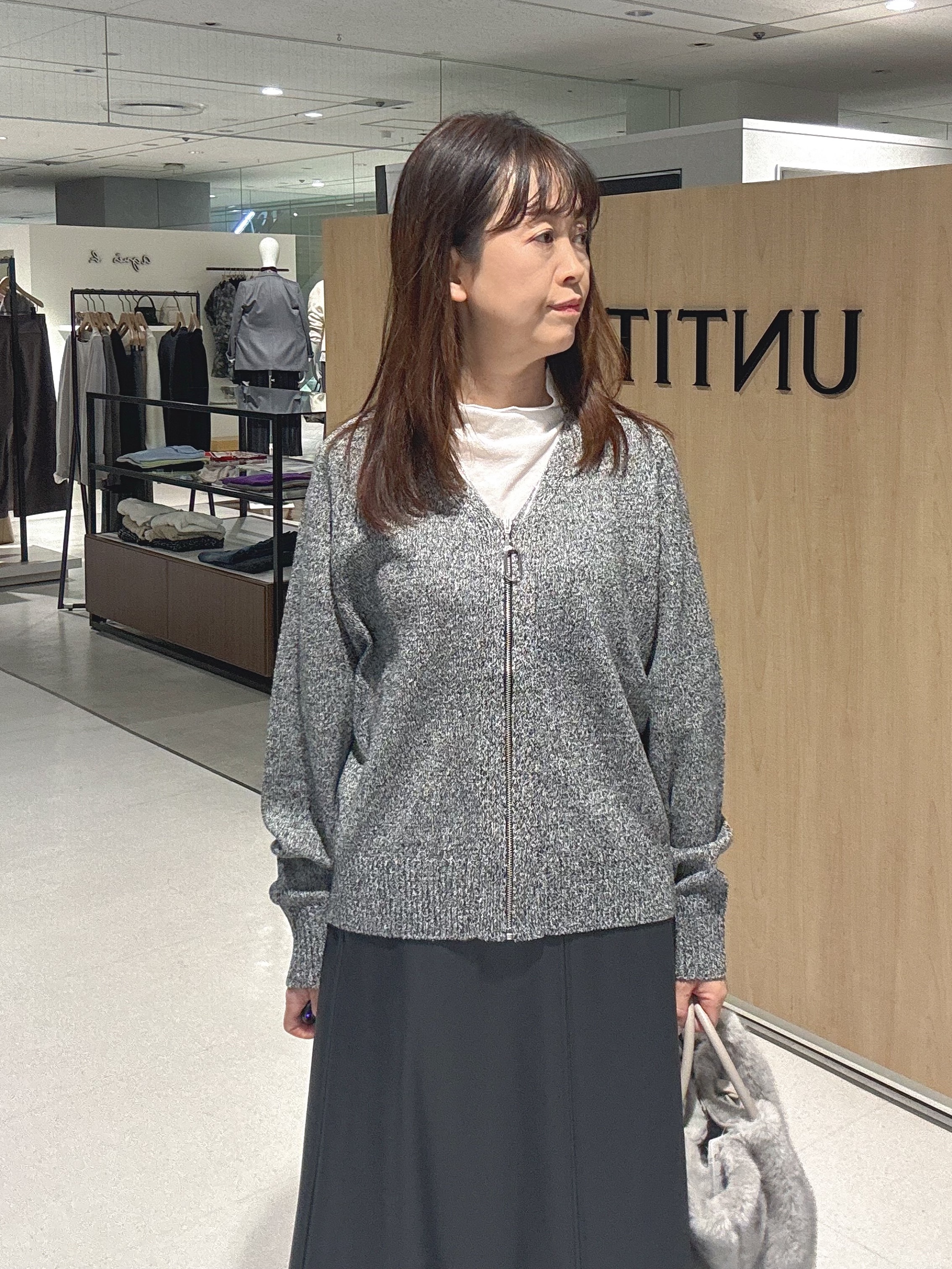 makiさんの「UNTITLED｜【店頭人気！】杢調ジップカーディガン」を使ったコーディネート