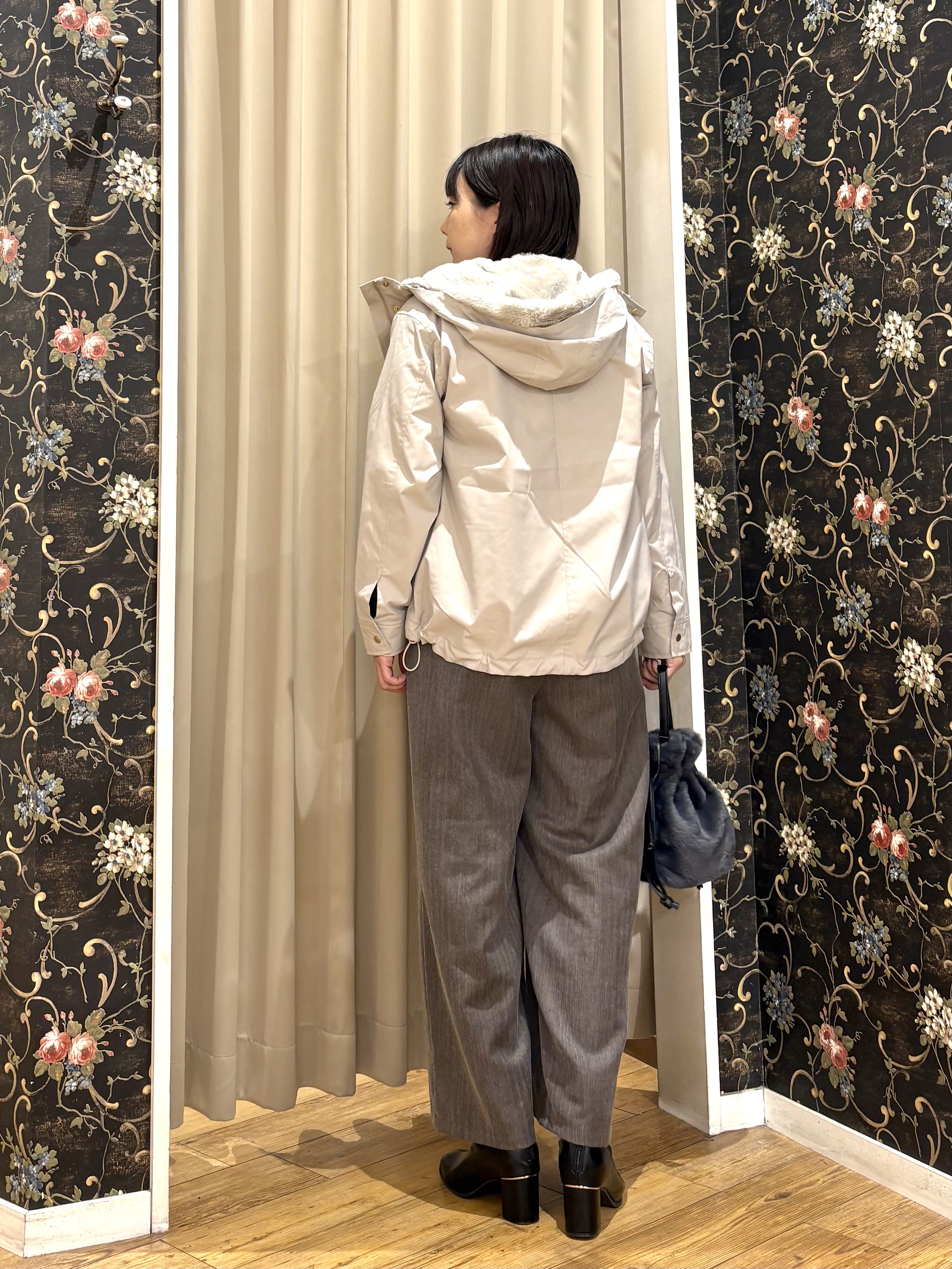ネリさんの「SHOO･LA･RUE｜【洗濯機可/撥水/マルチWAY】ファーライナー付き 毎日欲張りマンパ」を使ったコーディネート