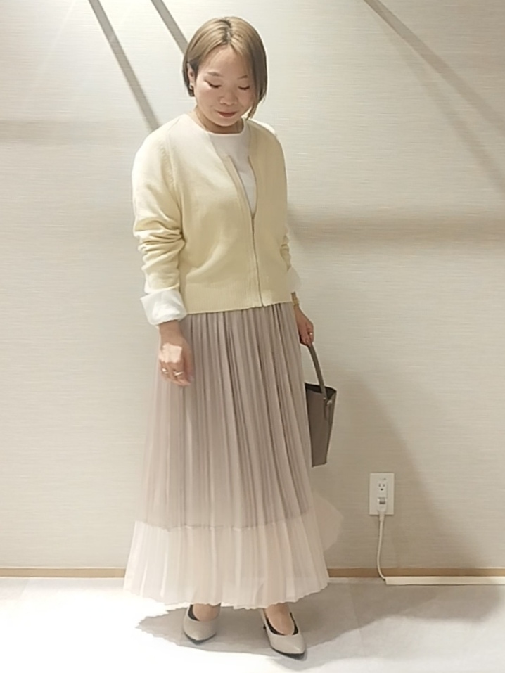 s u g iさんの「UNTITLED｜【店頭人気！】杢調ジップカーディガン」を使ったコーディネート