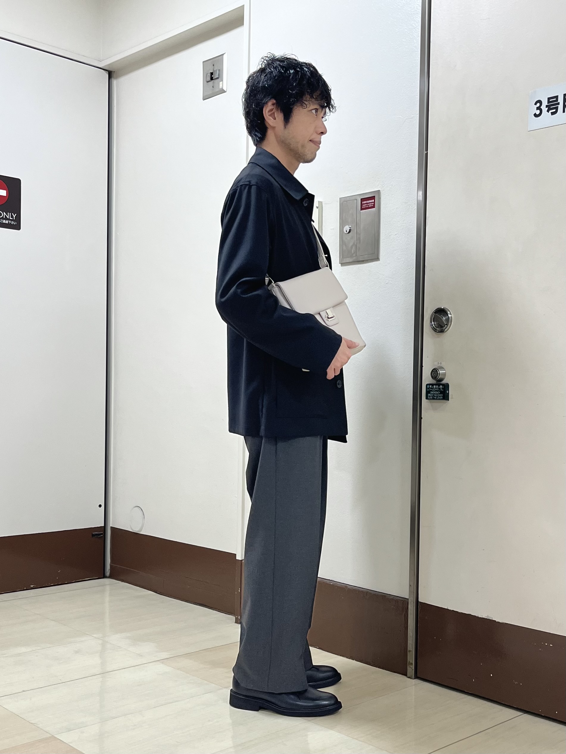 URAさんの「TAKEO KIKUCHI｜ストレッチカバーオールジャケット」を使ったコーディネート
