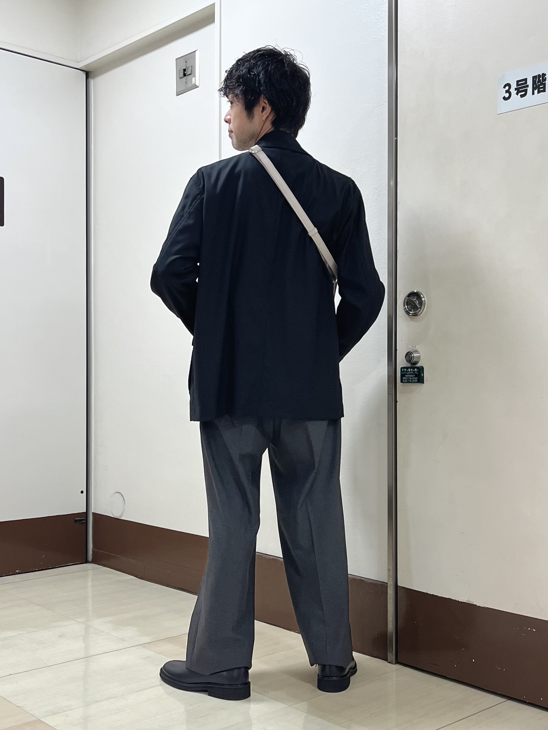 URAさんの「TAKEO KIKUCHI｜ストレッチカバーオールジャケット」を使ったコーディネート