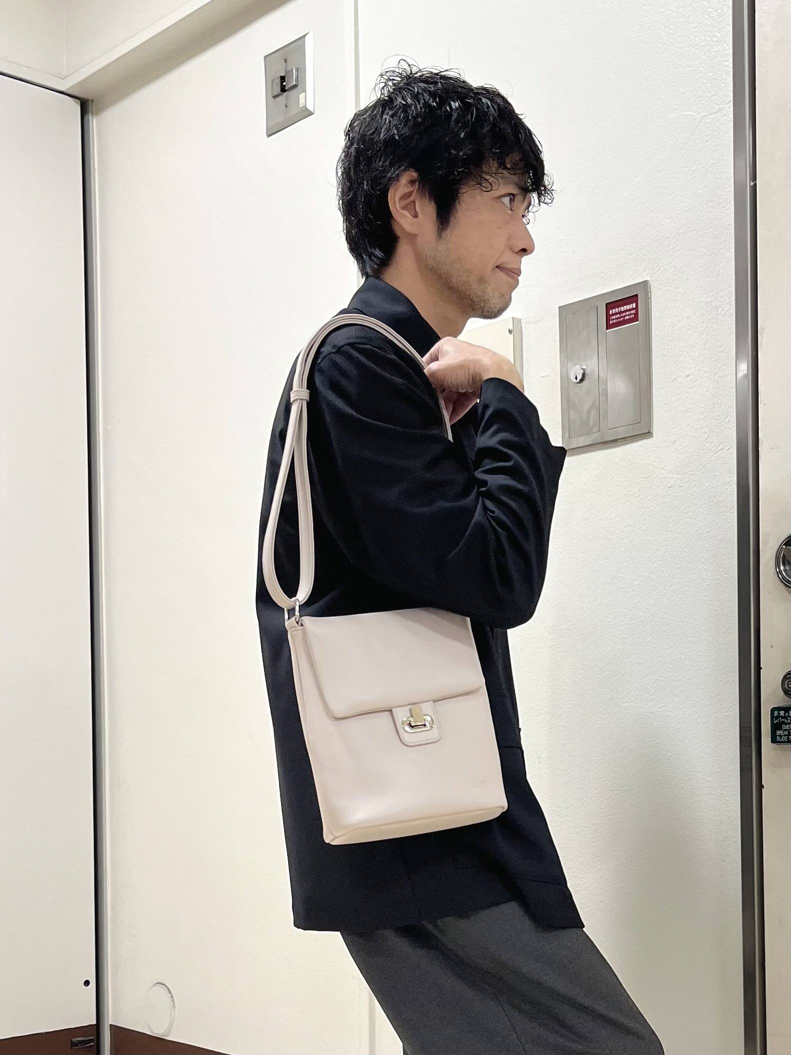 URAさんの「TAKEO KIKUCHI｜ストレッチカバーオールジャケット」を使ったコーディネート