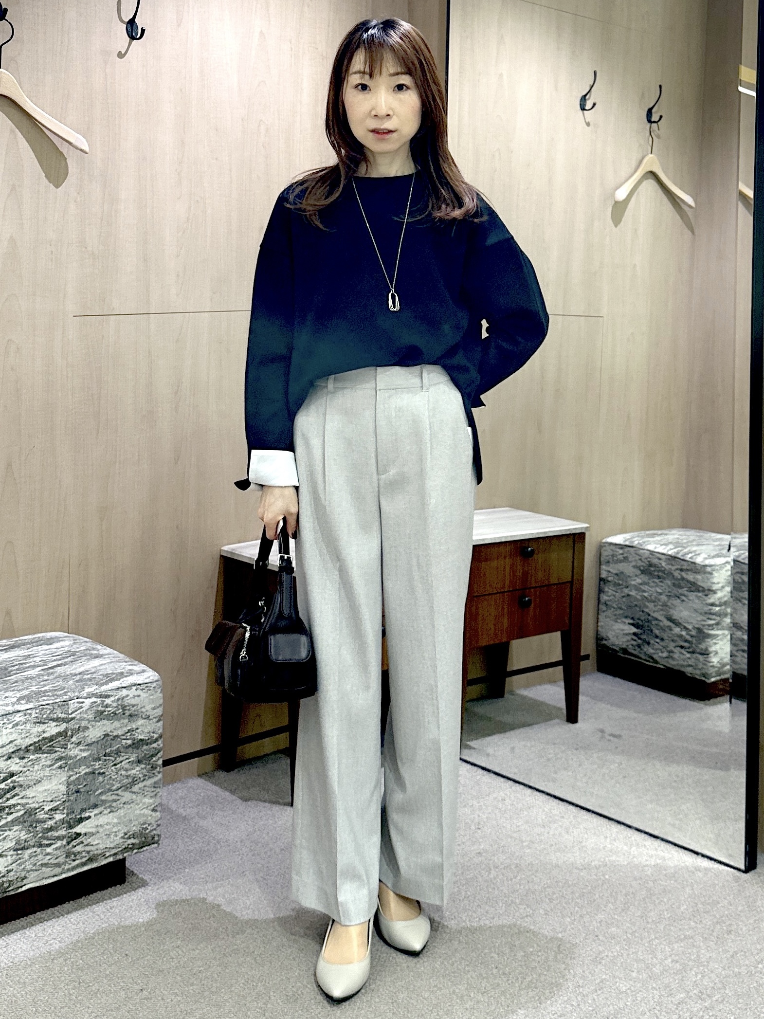 Miwaさんの「UNTITLED｜【セットアップ可/スウェットライク】袖口シャツドッキングプルオーバー」を使ったコーディネート