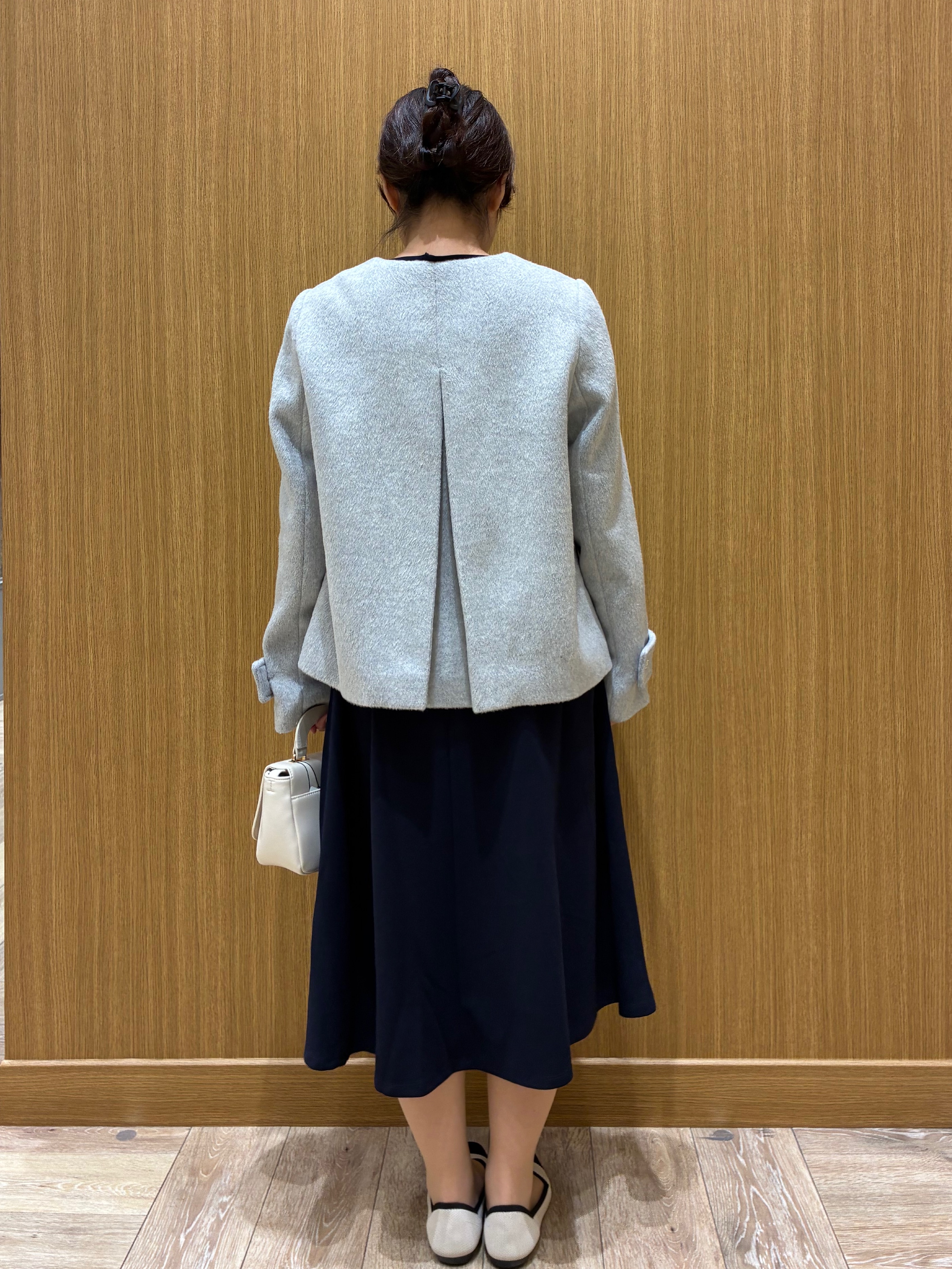 tomoさんの「OPAQUE.CLIP｜【植草美幸先生が指南する好印象スタイル】カシミヤ混ノーカラーショートコート」を使ったコーディネート